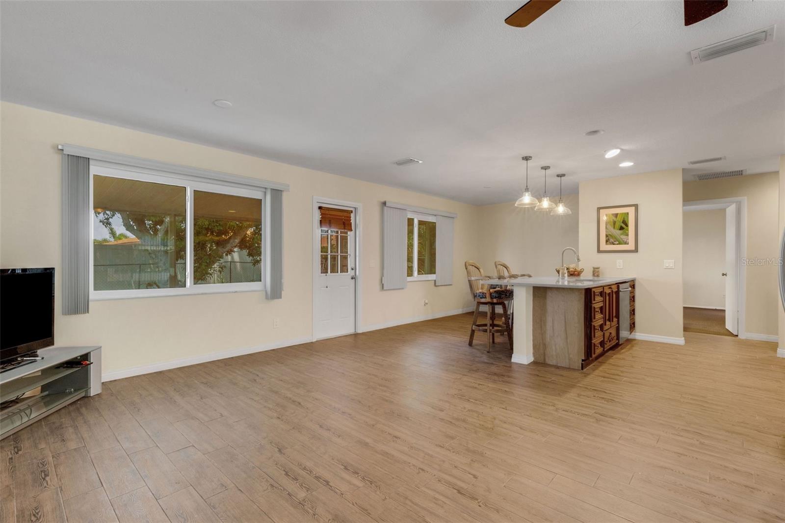 6328 GEORGIA AVE — photo 12