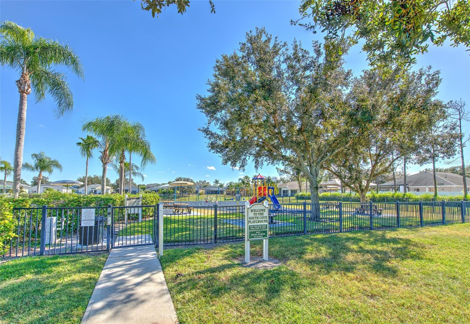 13326 EVENING SUNSET LN — photo 49