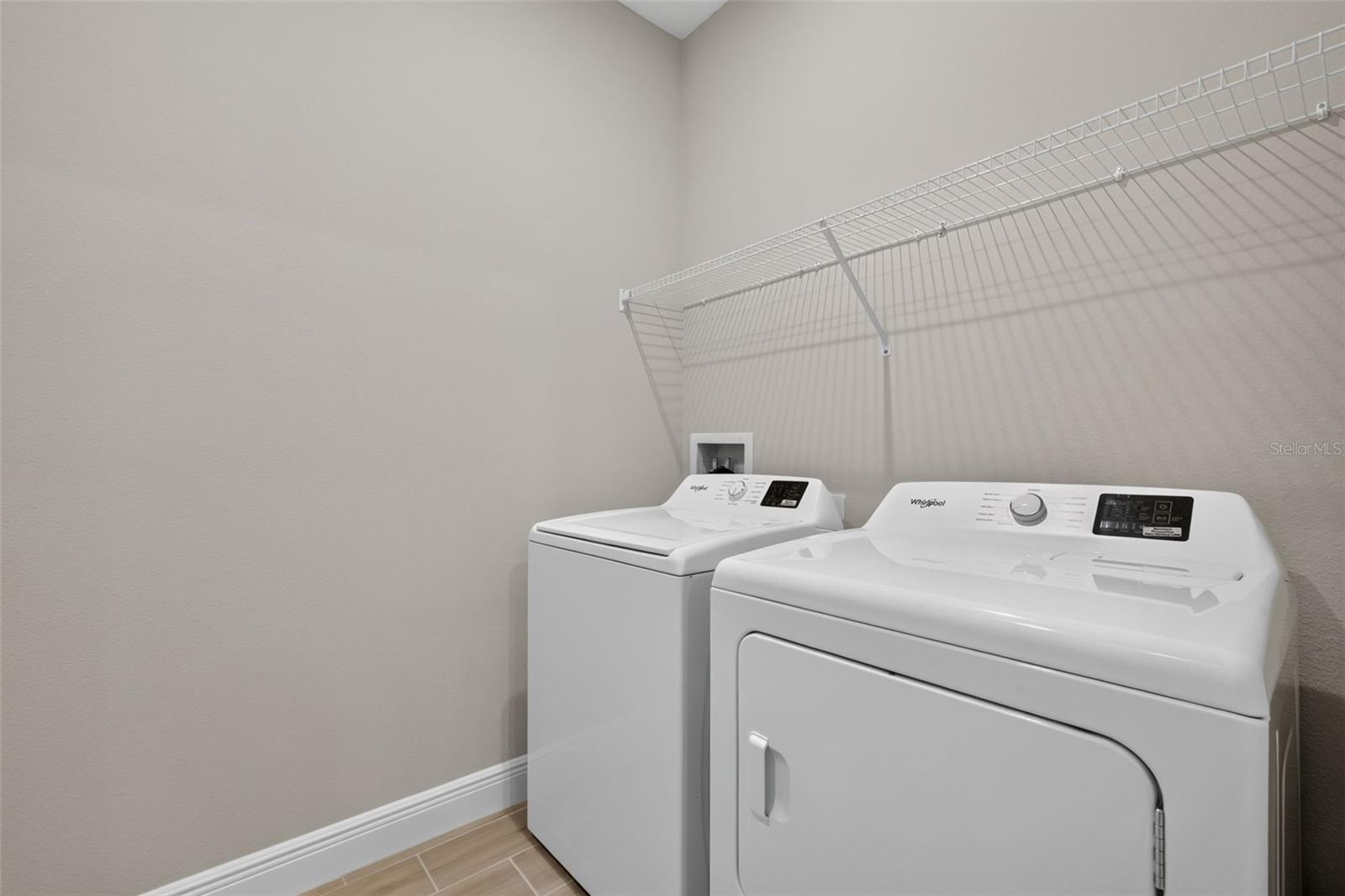 12927 PIERCE ST — photo 36