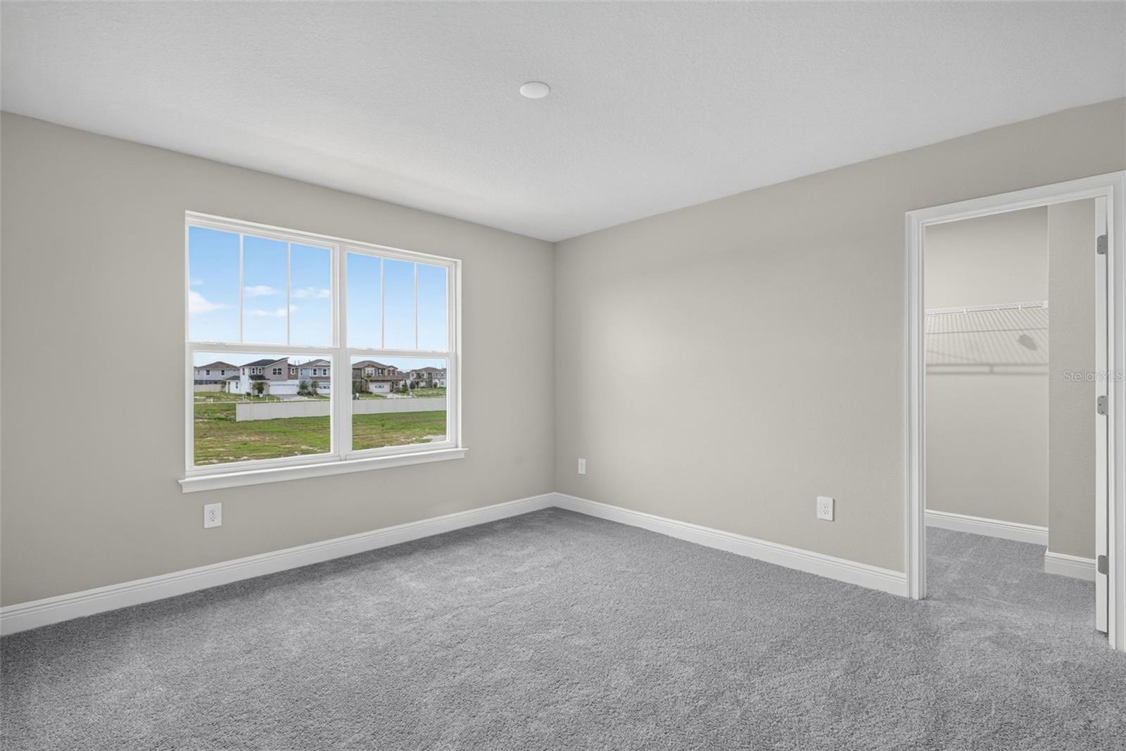 12927 PIERCE ST — photo 26