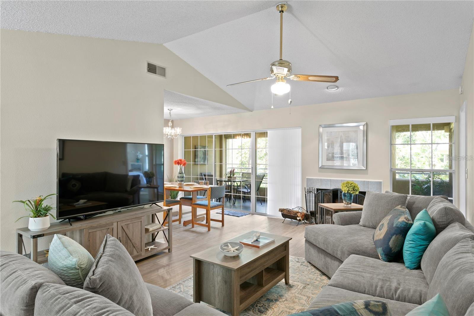 10823 INDIAN HILLS CT #33 — photo 3