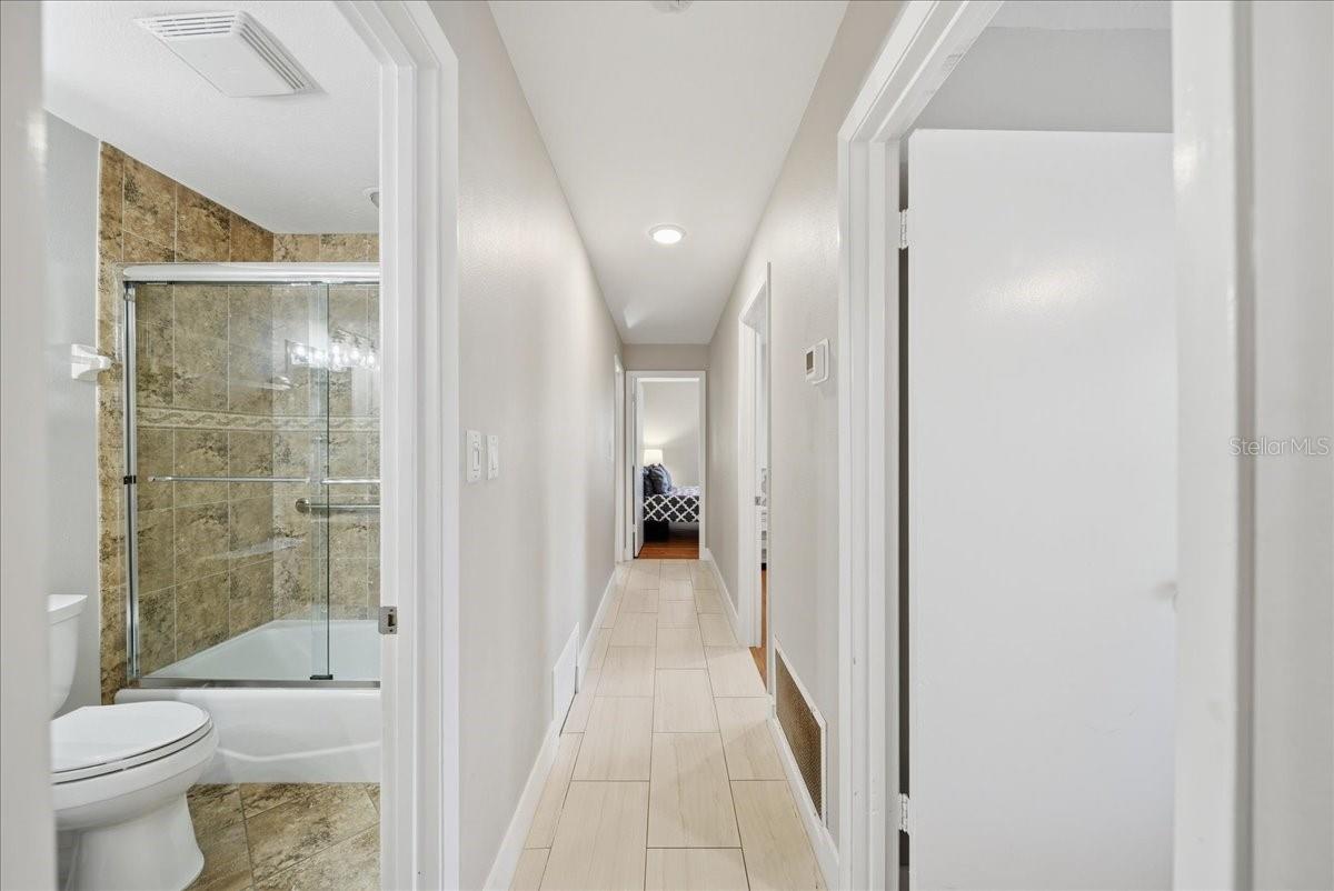 5883 WHISTLEWOOD CIR — photo 25