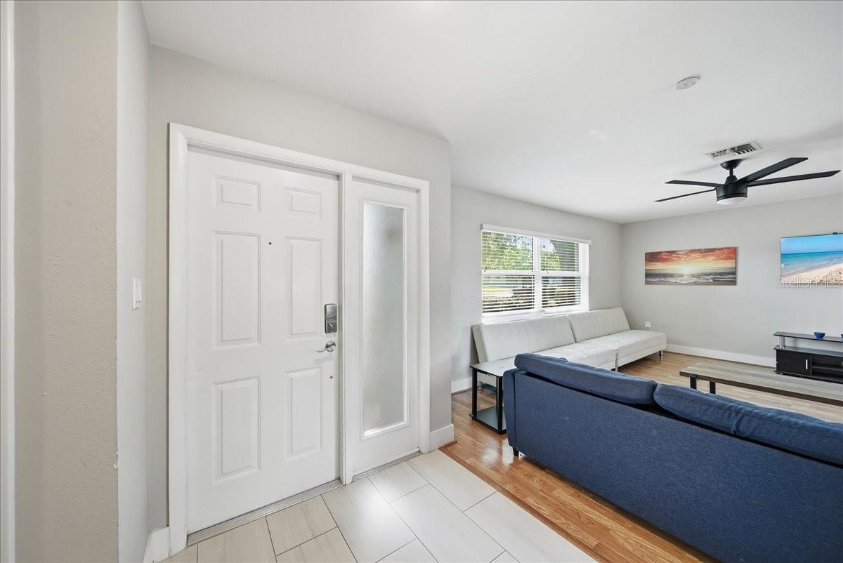 5883 WHISTLEWOOD CIR — photo 5