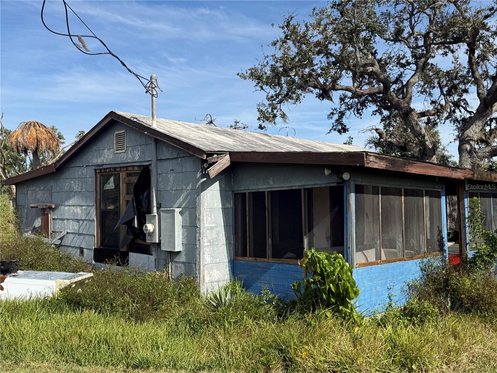 916 PINEY POINT RD — photo 2