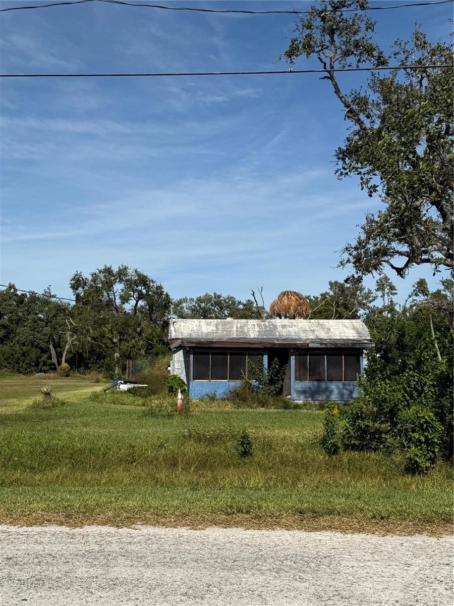 916 PINEY POINT RD — photo 9