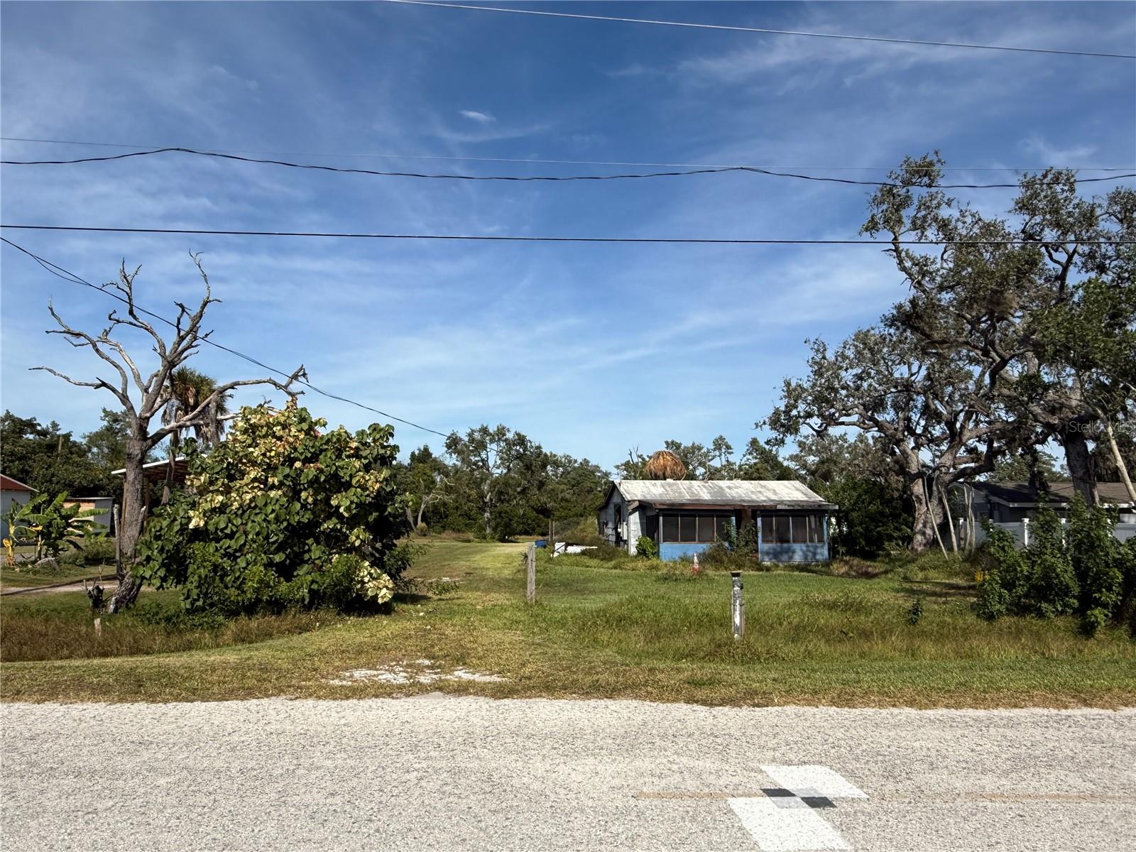 916 PINEY POINT RD — photo 14
