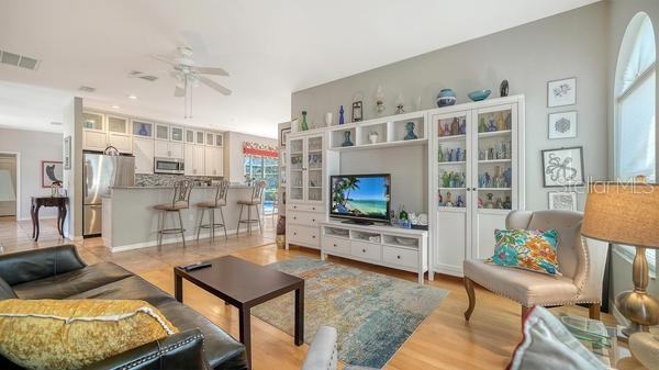 9528 HAWKSMOOR LN — photo 20