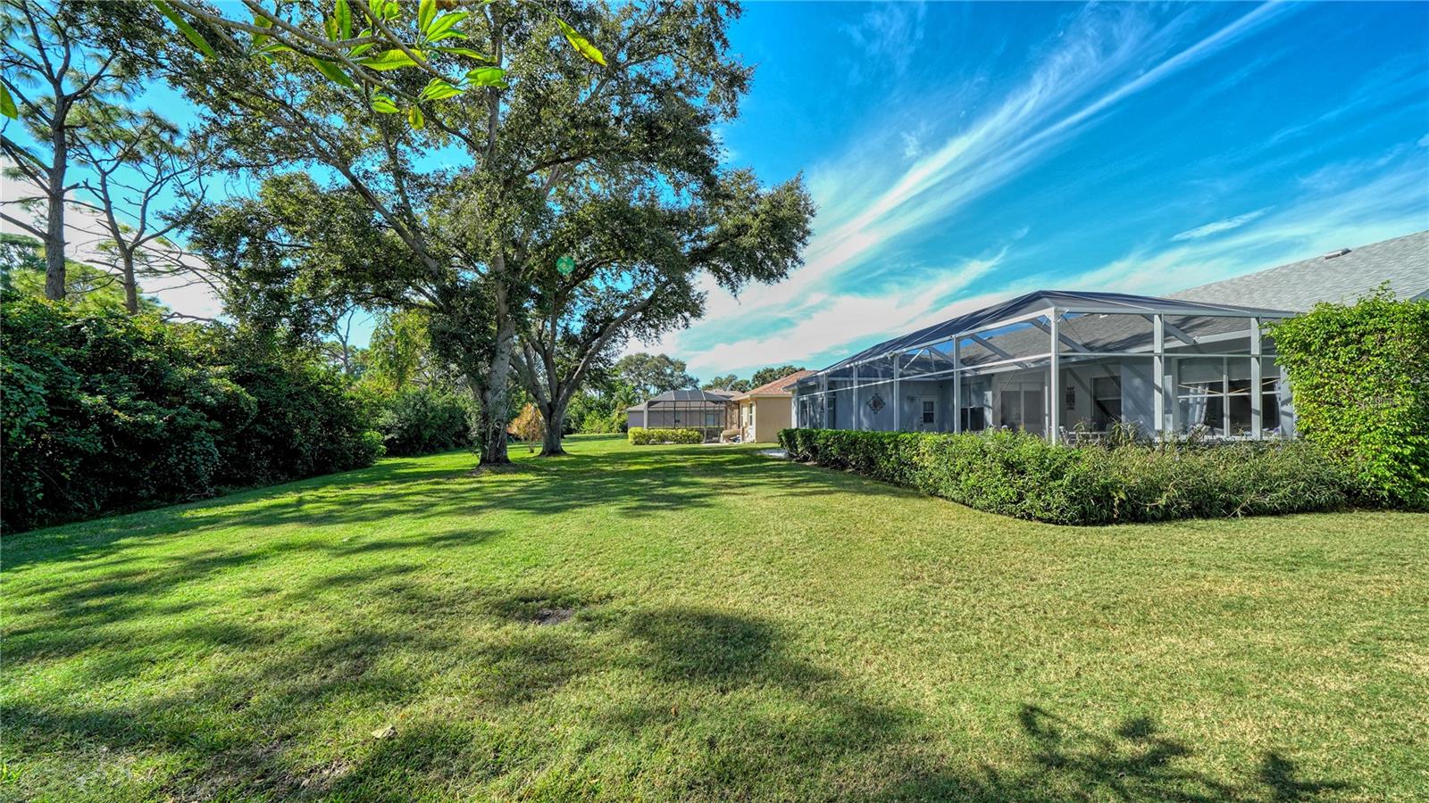 9528 HAWKSMOOR LN — photo 37