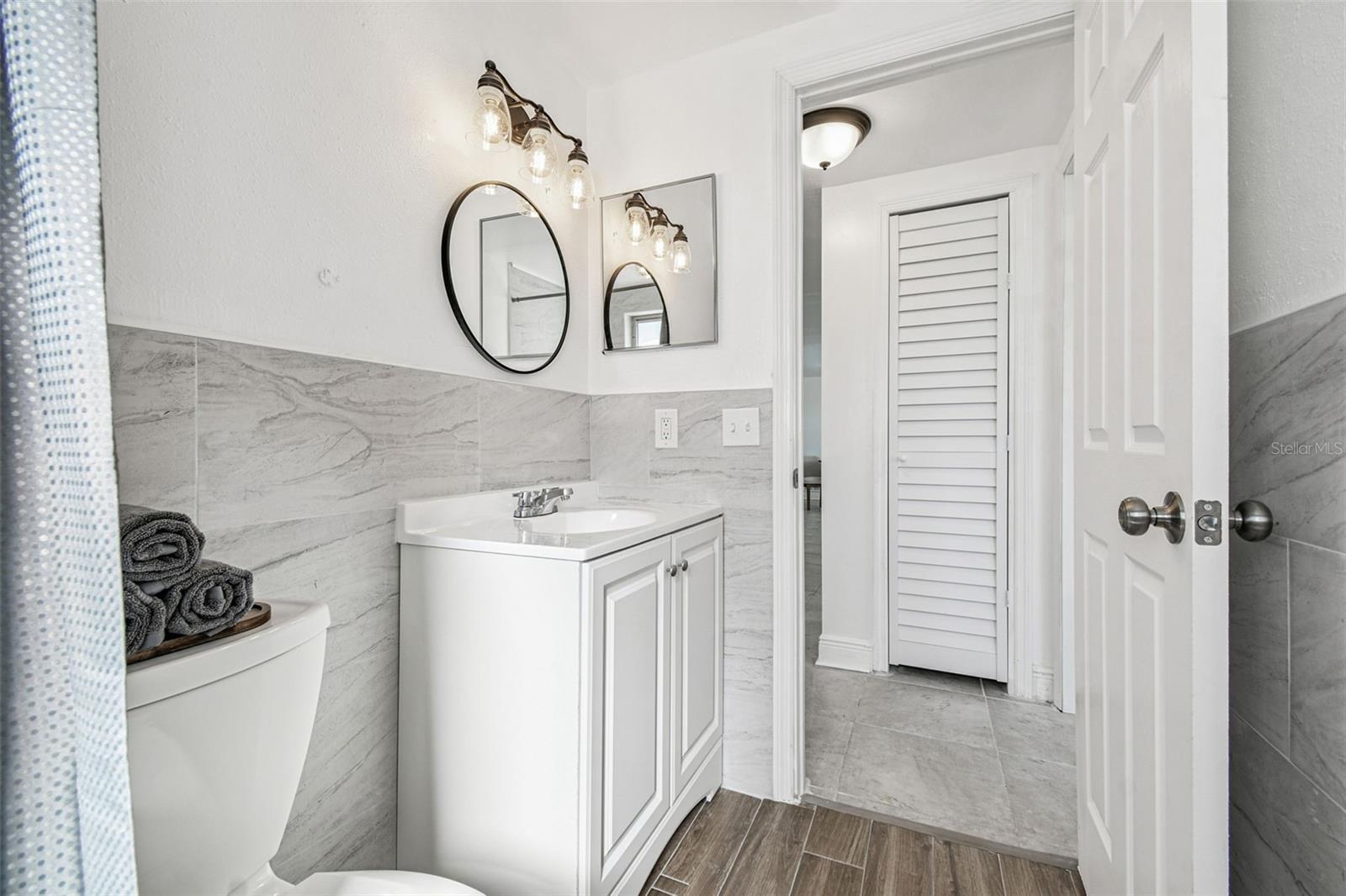 13711 ALLYN DR — photo 34