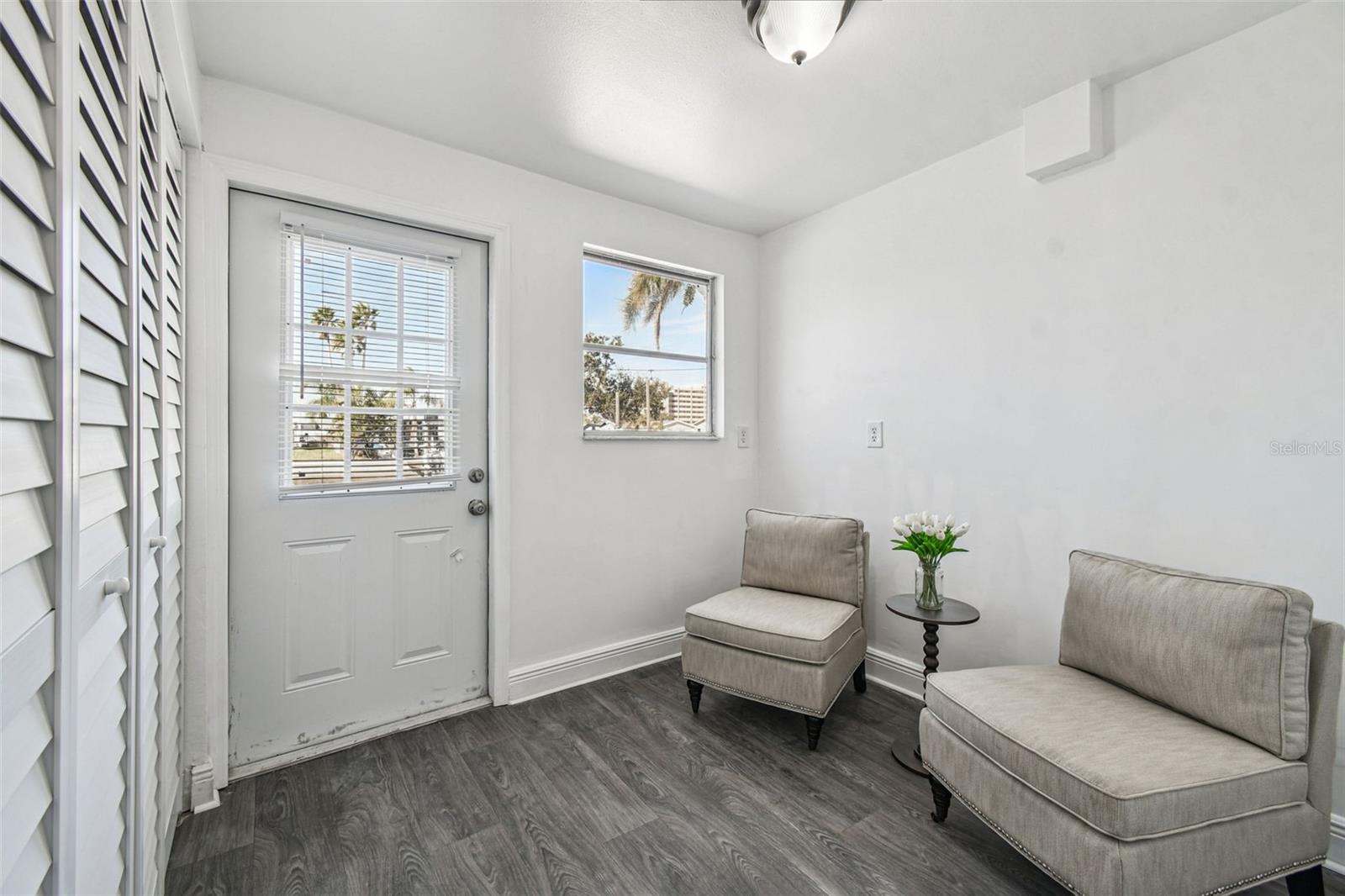 13711 ALLYN DR — photo 27