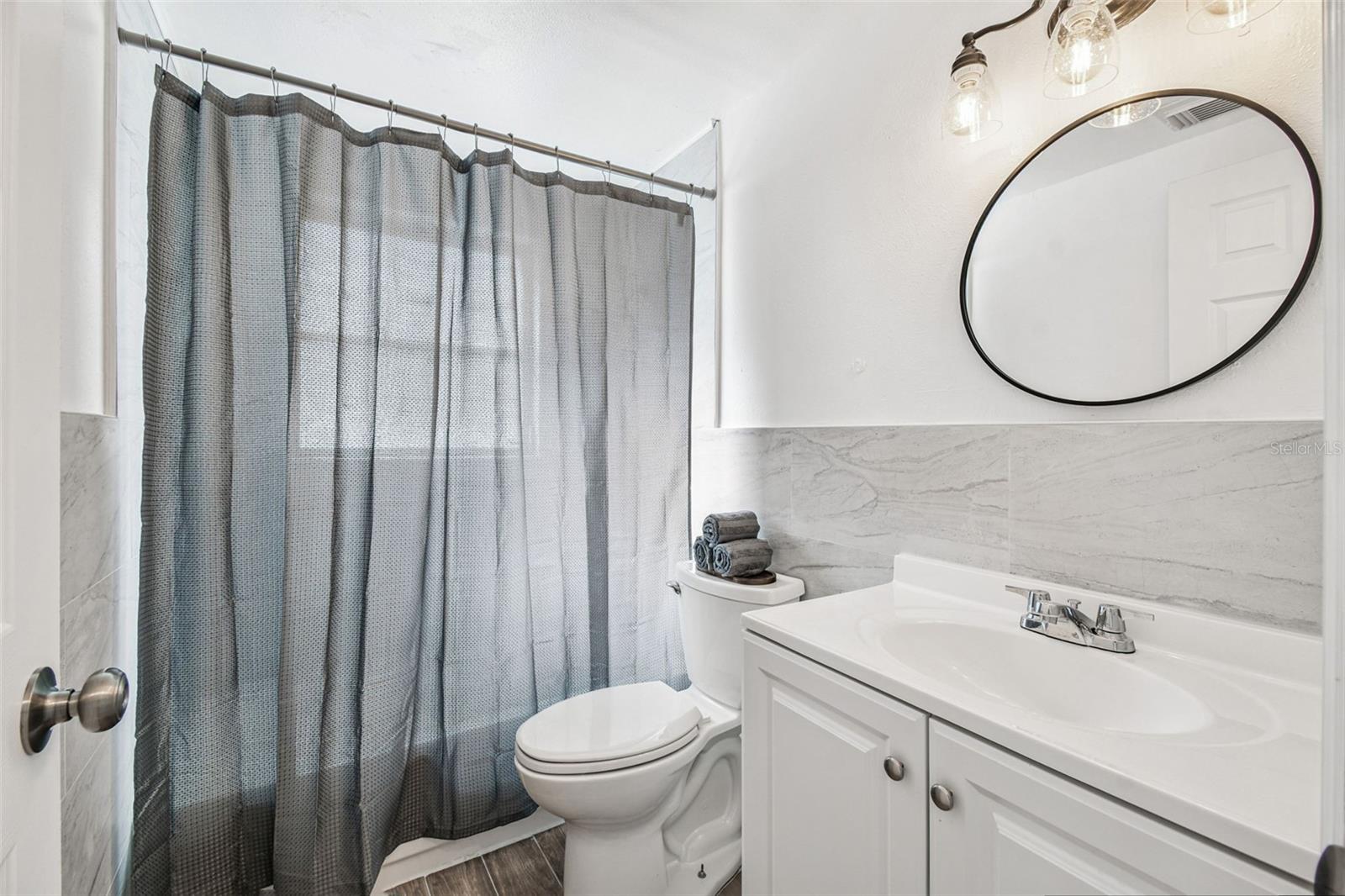 13711 ALLYN DR — photo 33