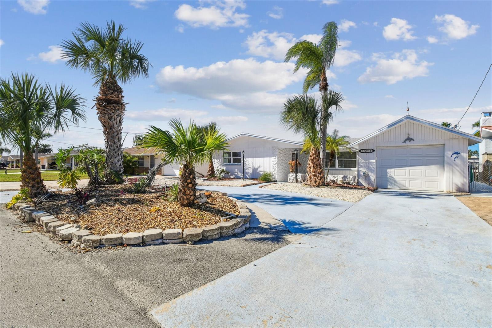 13711 ALLYN DR — photo 6