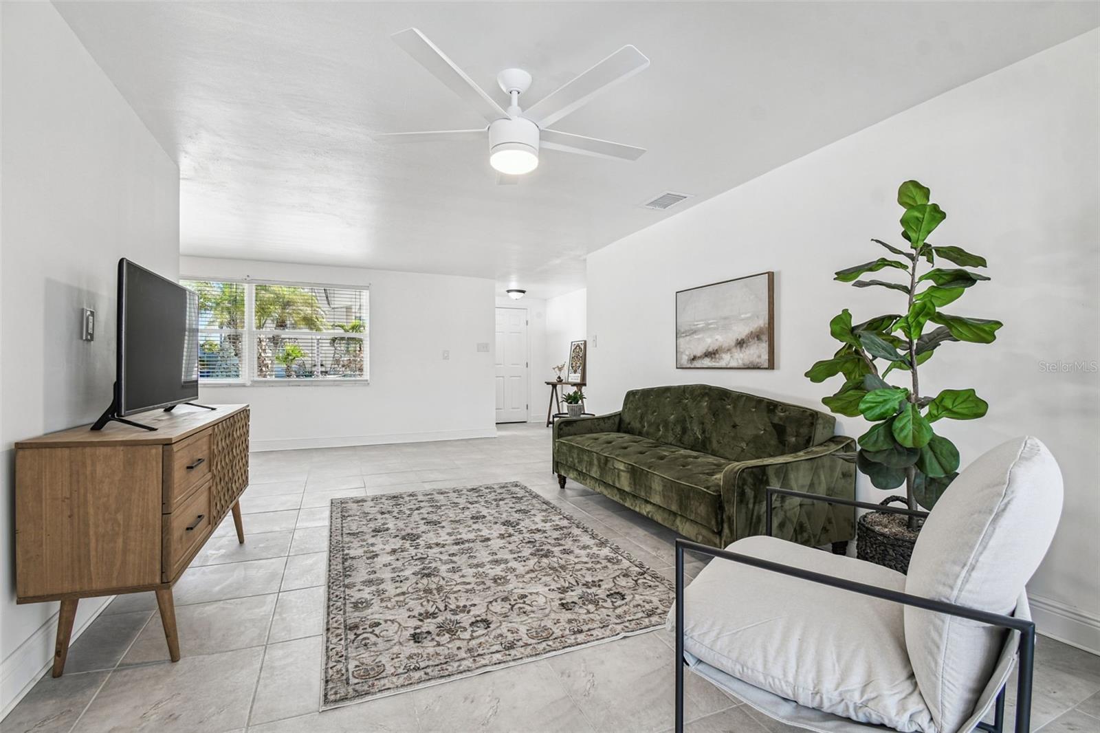 13711 ALLYN DR — photo 25