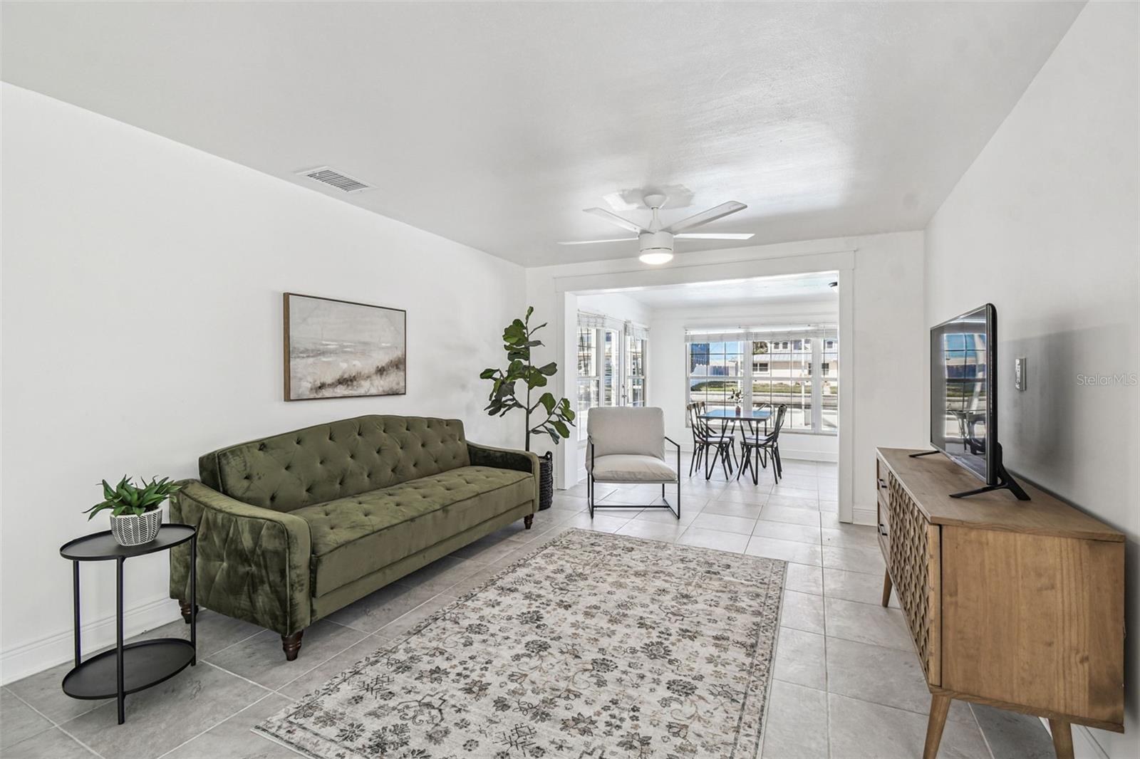 13711 ALLYN DR — photo 23