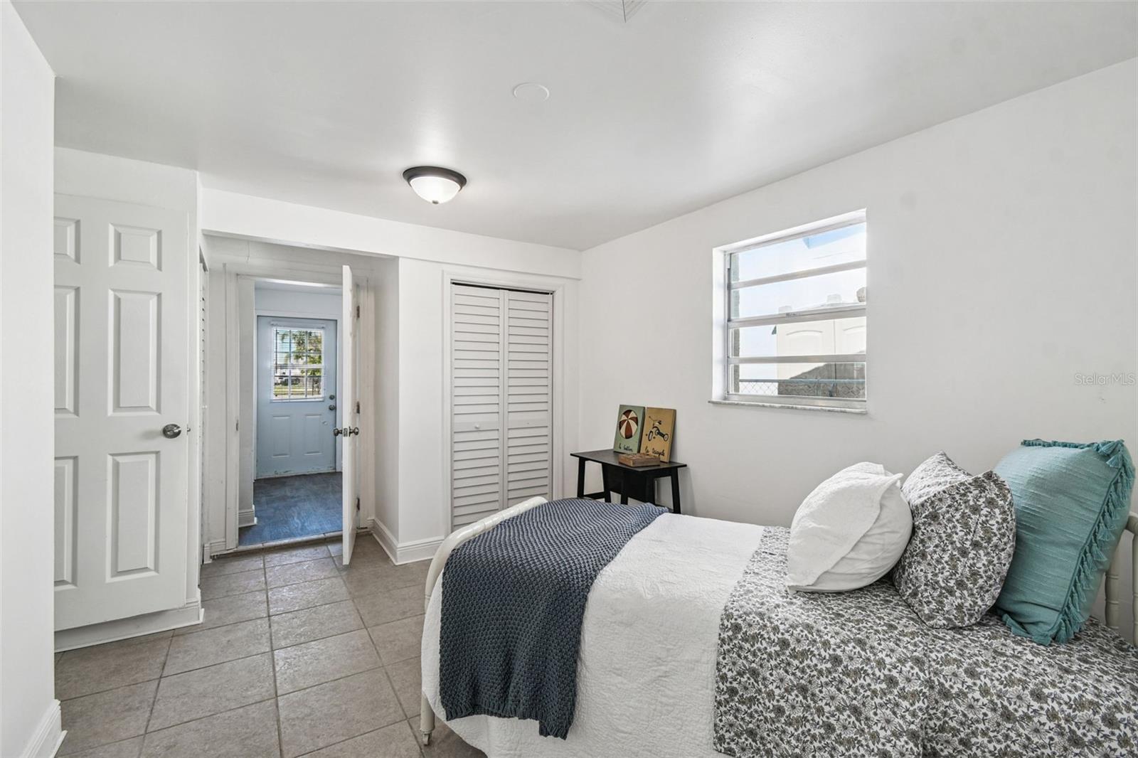 13711 ALLYN DR — photo 26
