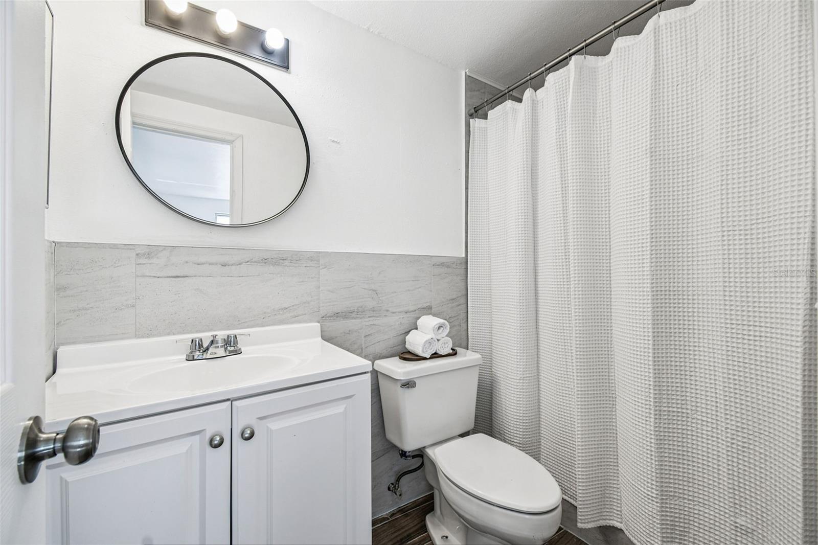 13711 ALLYN DR — photo 31