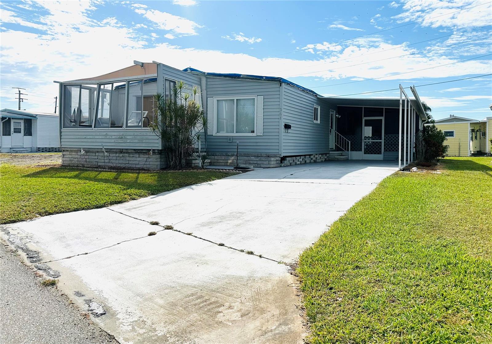 361 TAMPICO DR — photo 2