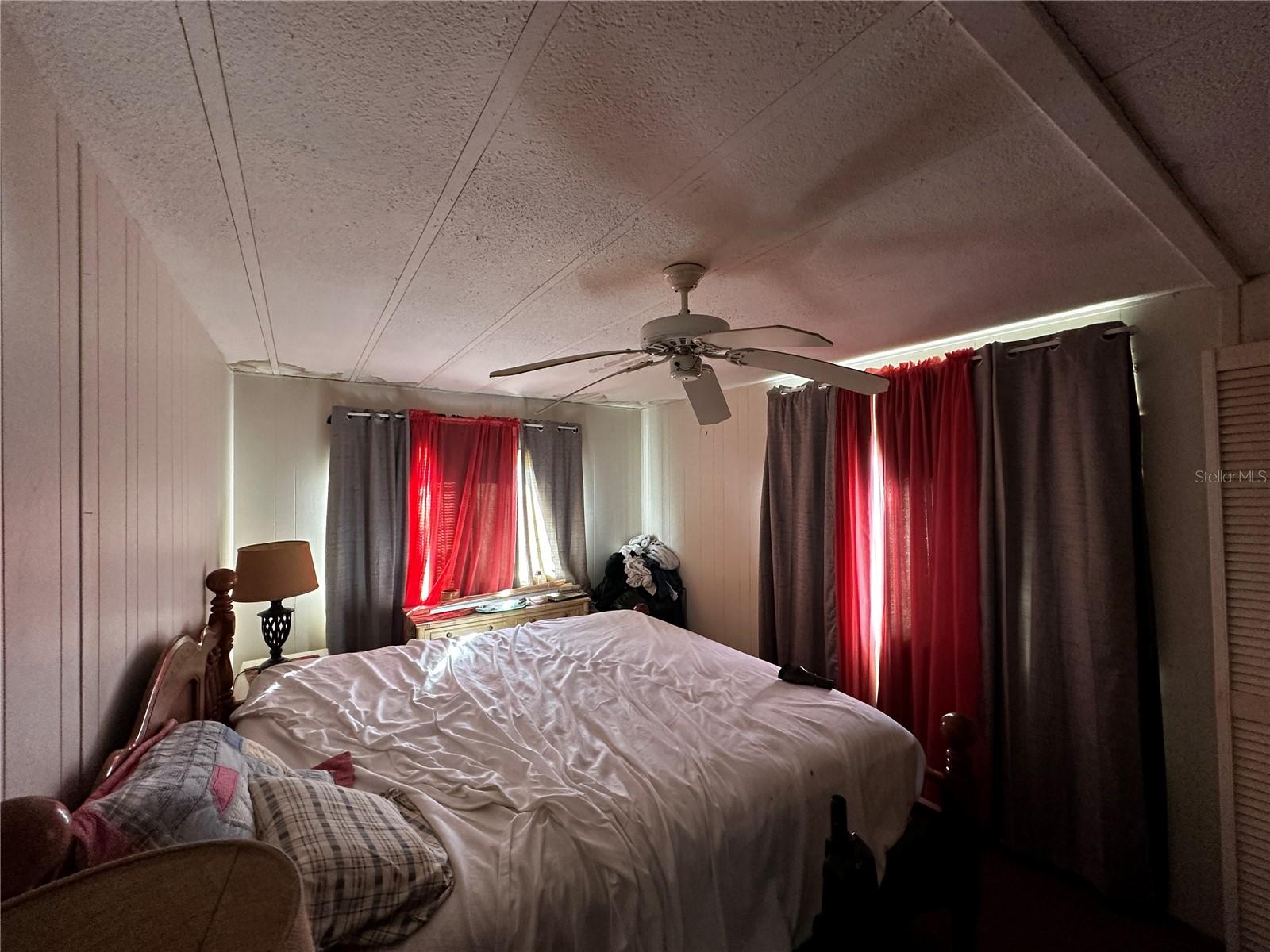 361 TAMPICO DR — photo 31