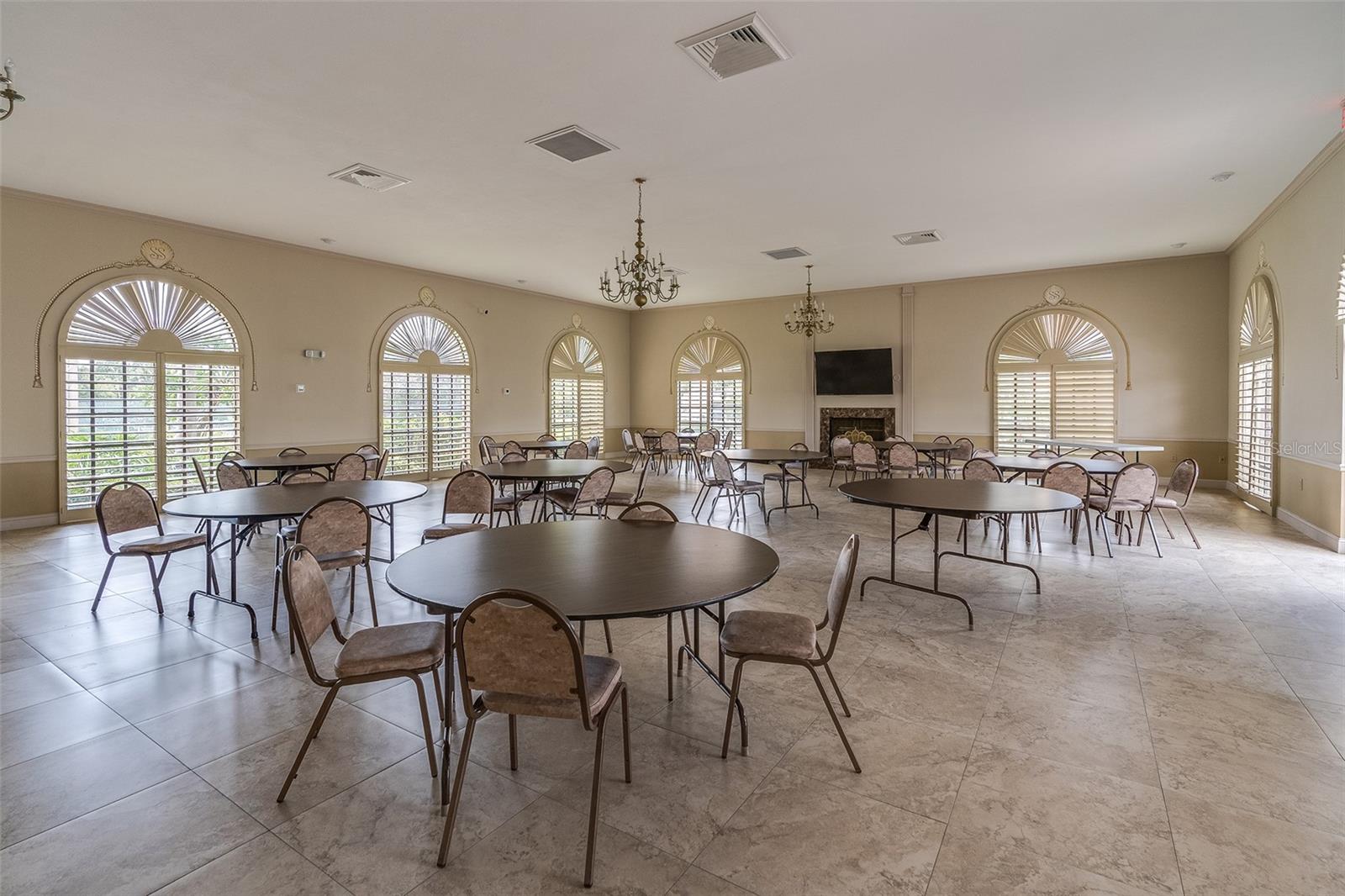 6500 SUNSET WAY #116 — photo 44