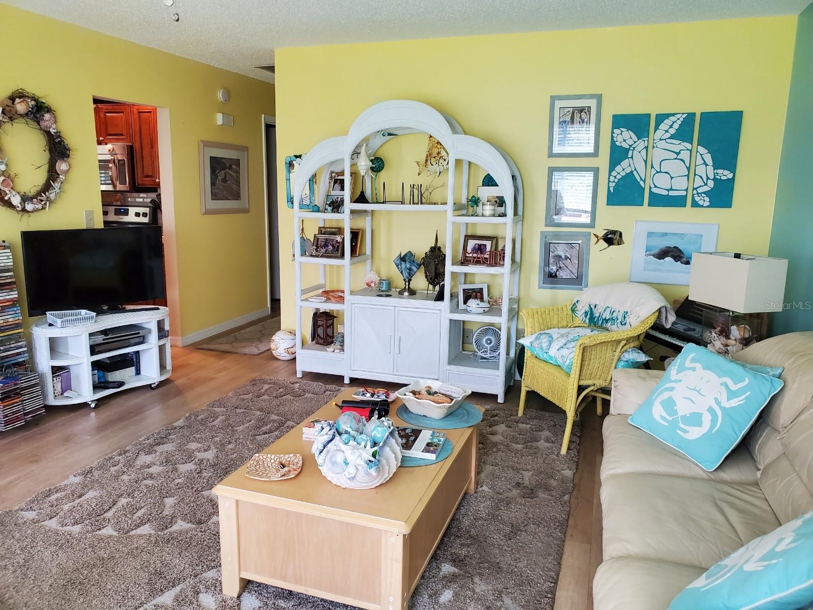 1907 CANTERBURY LN #14 — photo 6
