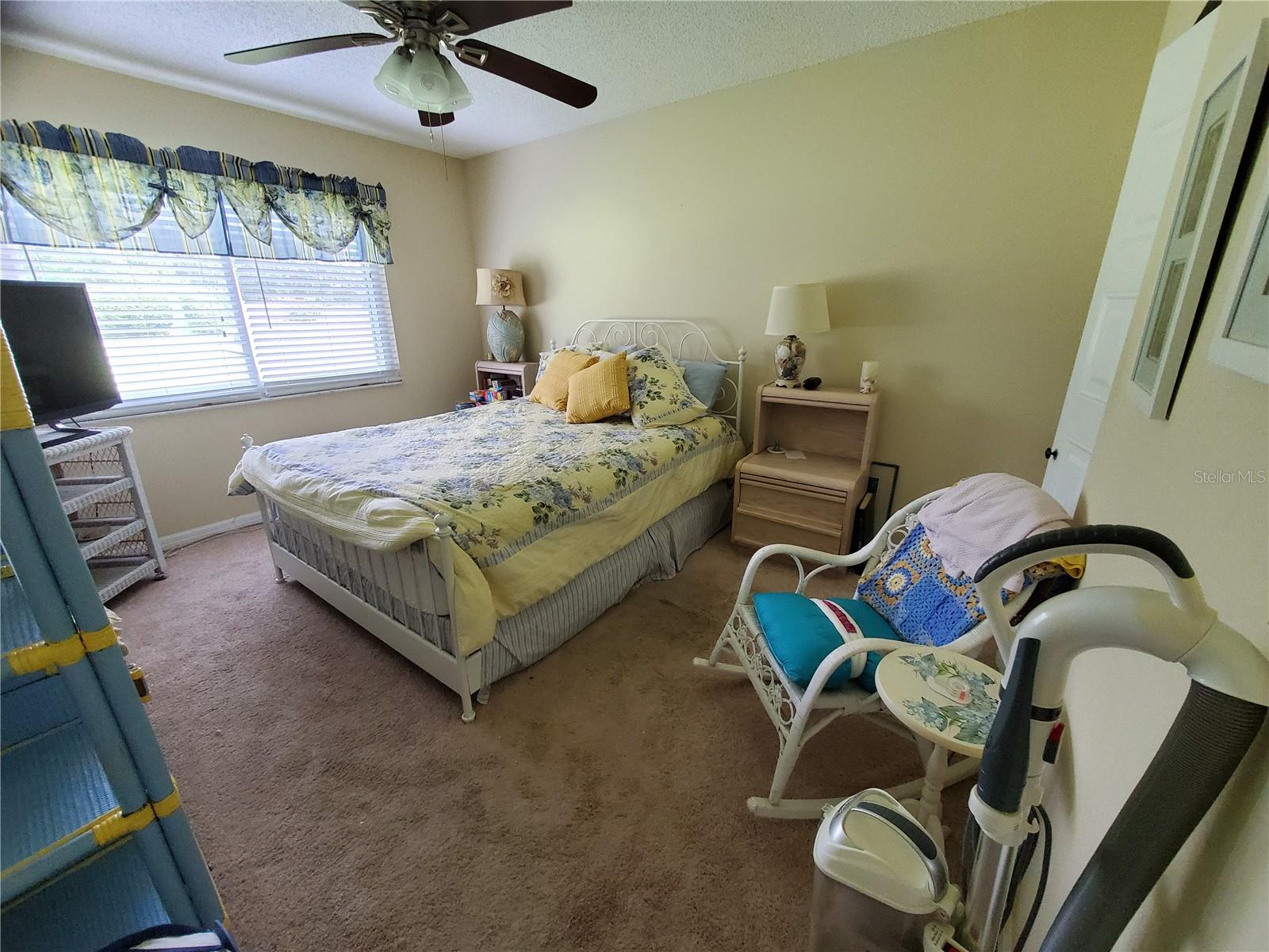 1907 CANTERBURY LN #14 — photo 14