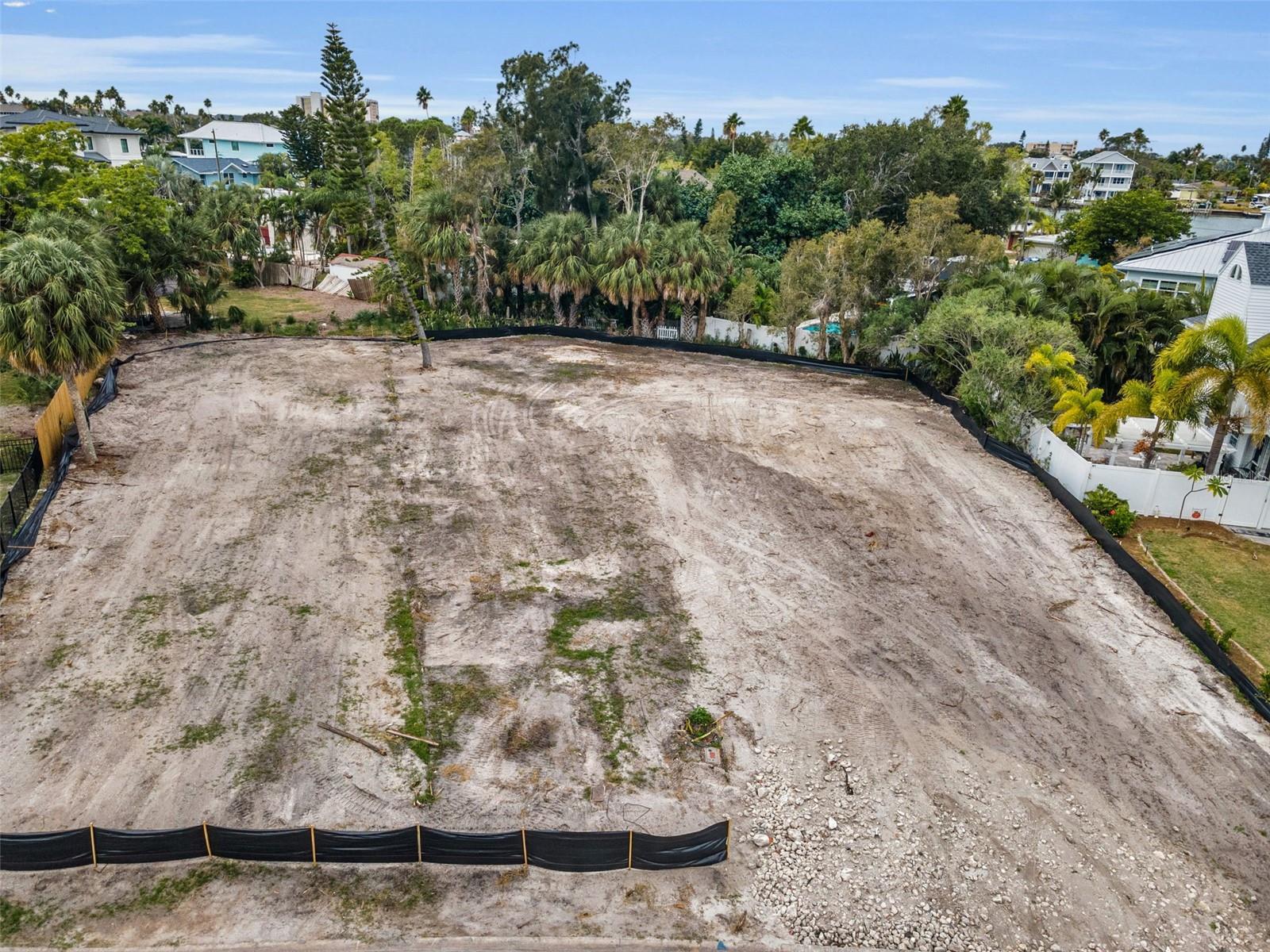370 12TH AVE — photo 4