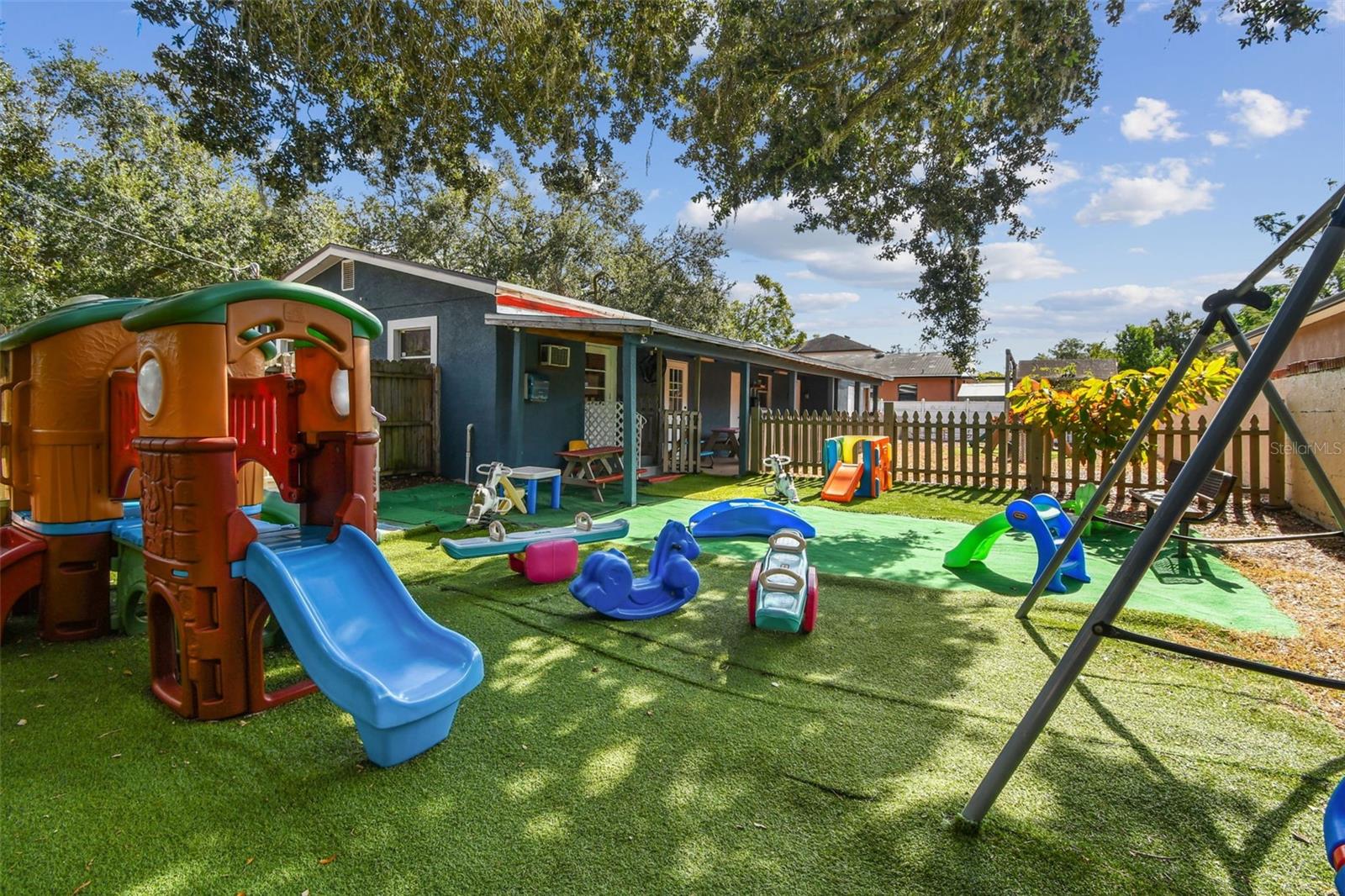 9912 N MYRTLE ST — photo 46