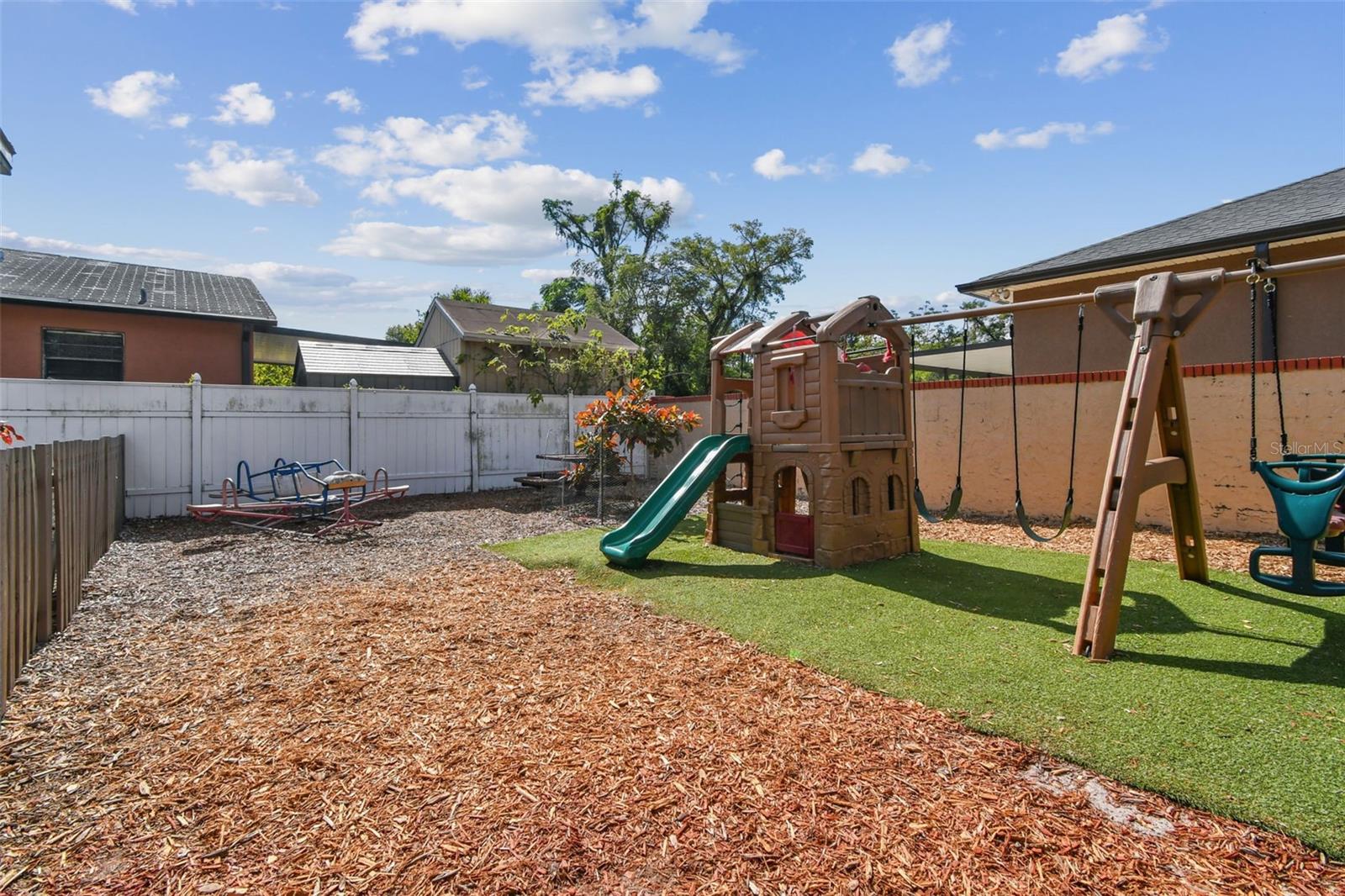 9912 N MYRTLE ST — photo 34