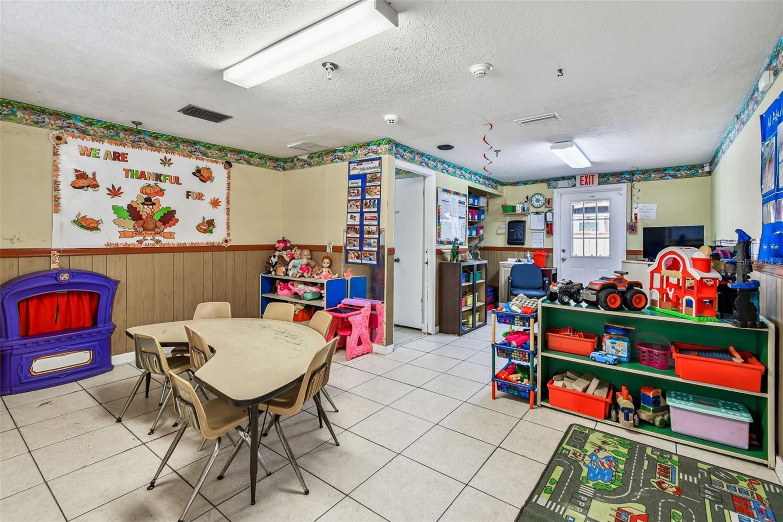 9912 N MYRTLE ST — photo 25