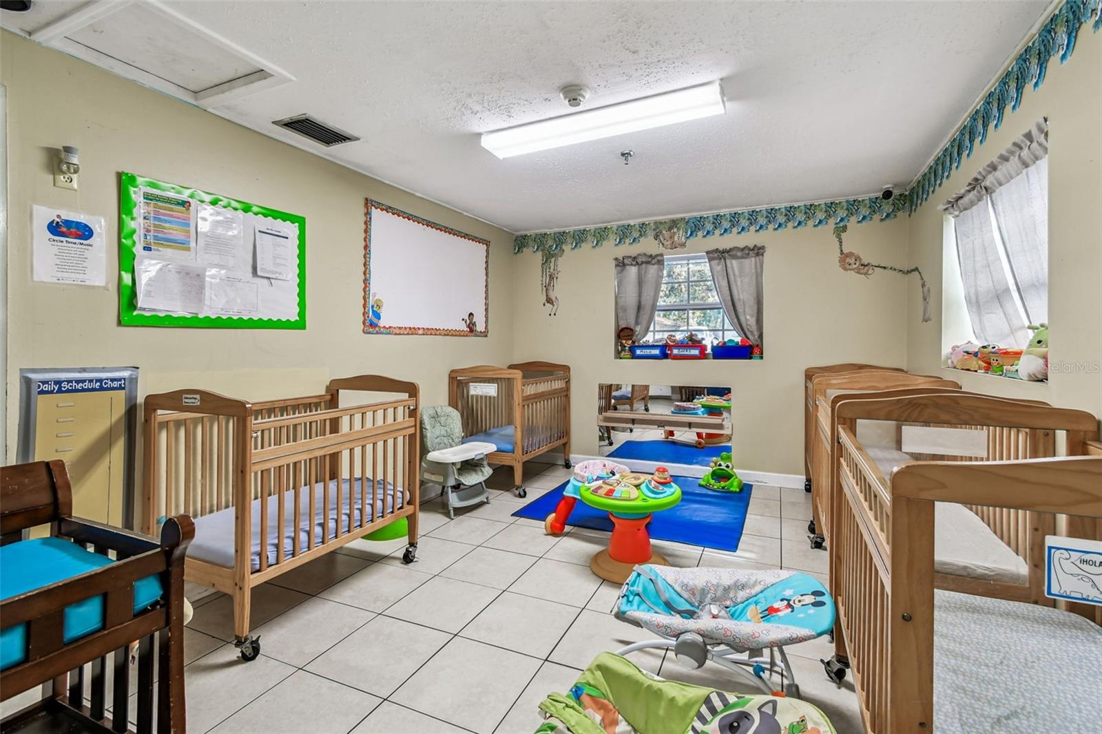 9912 N MYRTLE ST — photo 18