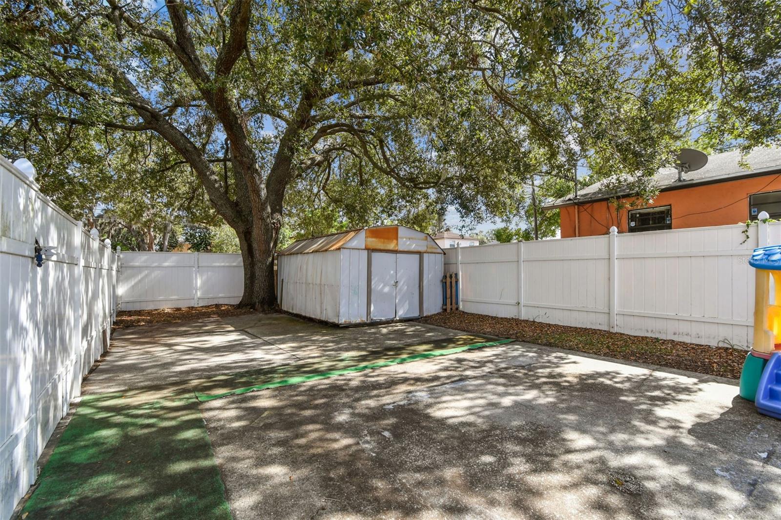 9912 N MYRTLE ST — photo 37