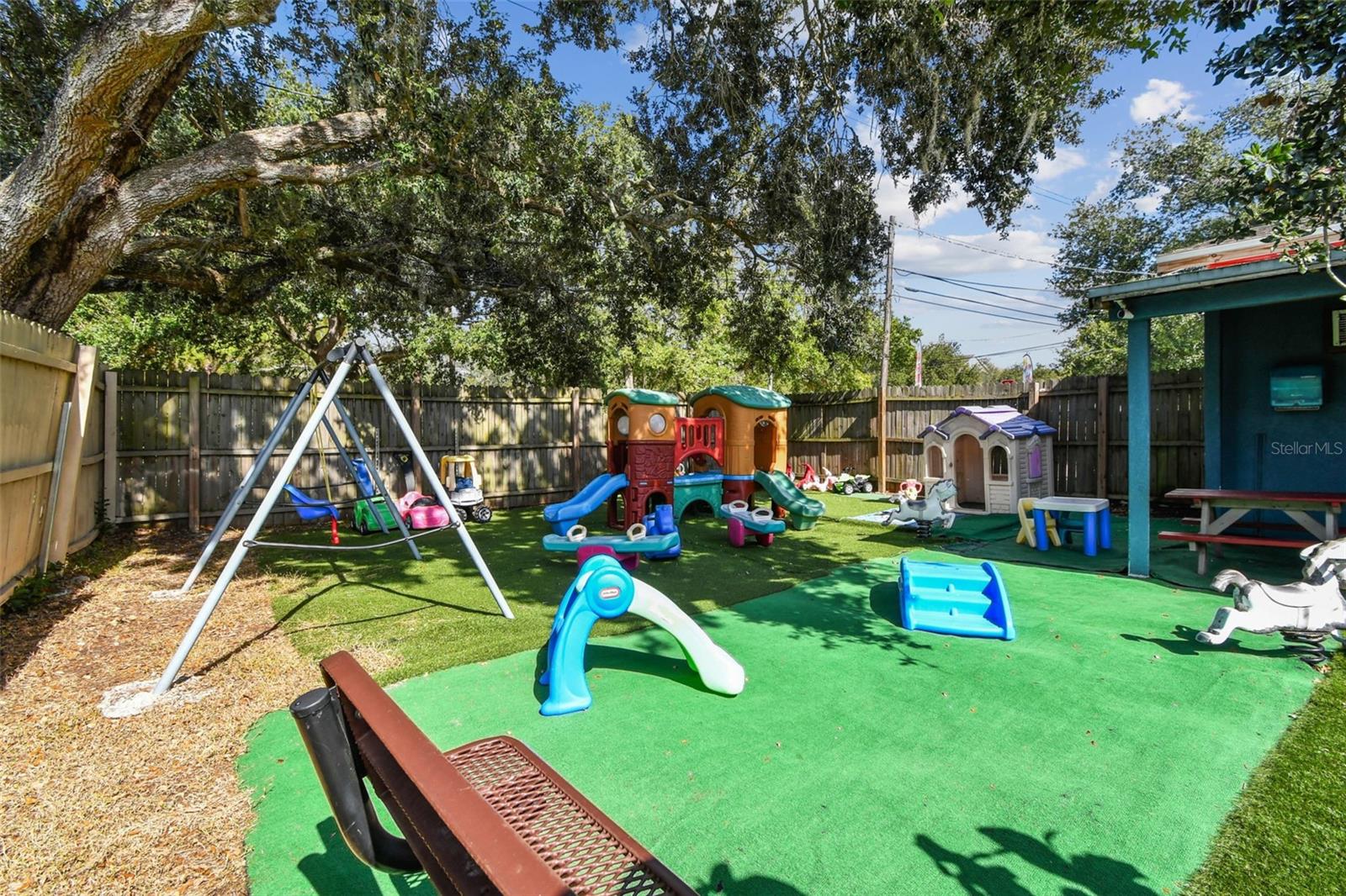 9912 N MYRTLE ST — photo 45