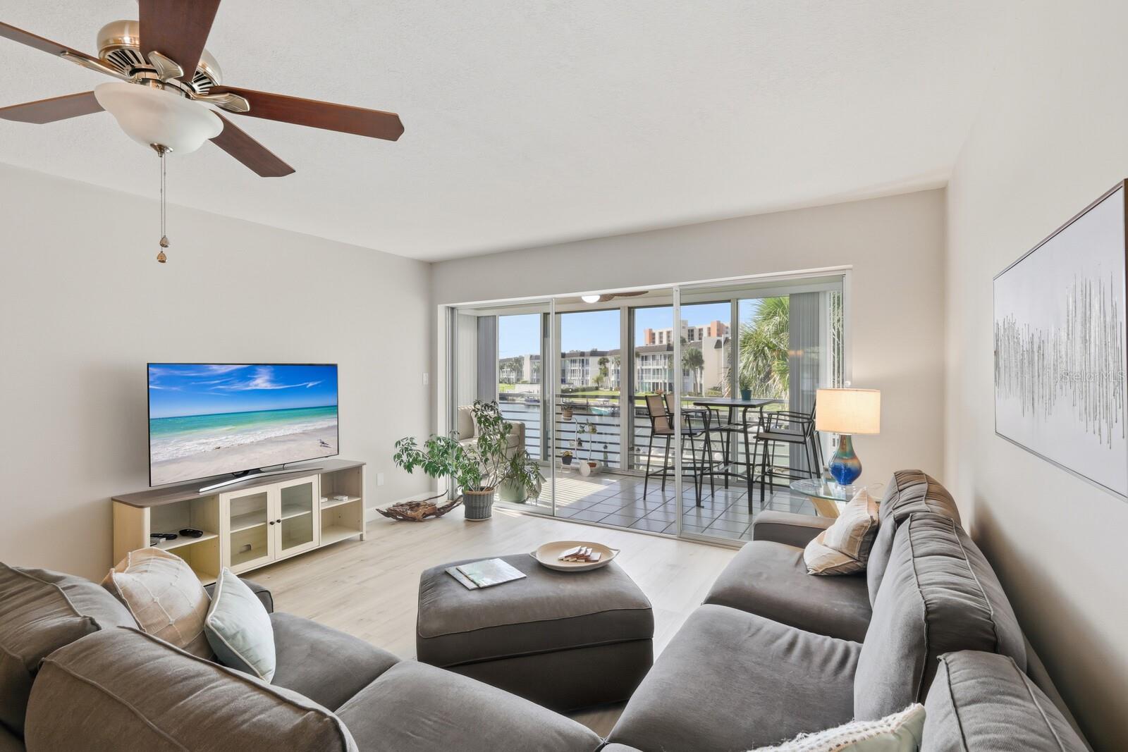 4380 EXETER DR #H202 — photo 6