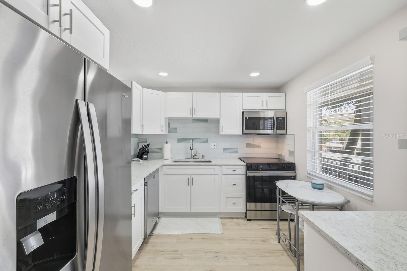 4380 EXETER DR #H202 — photo 11