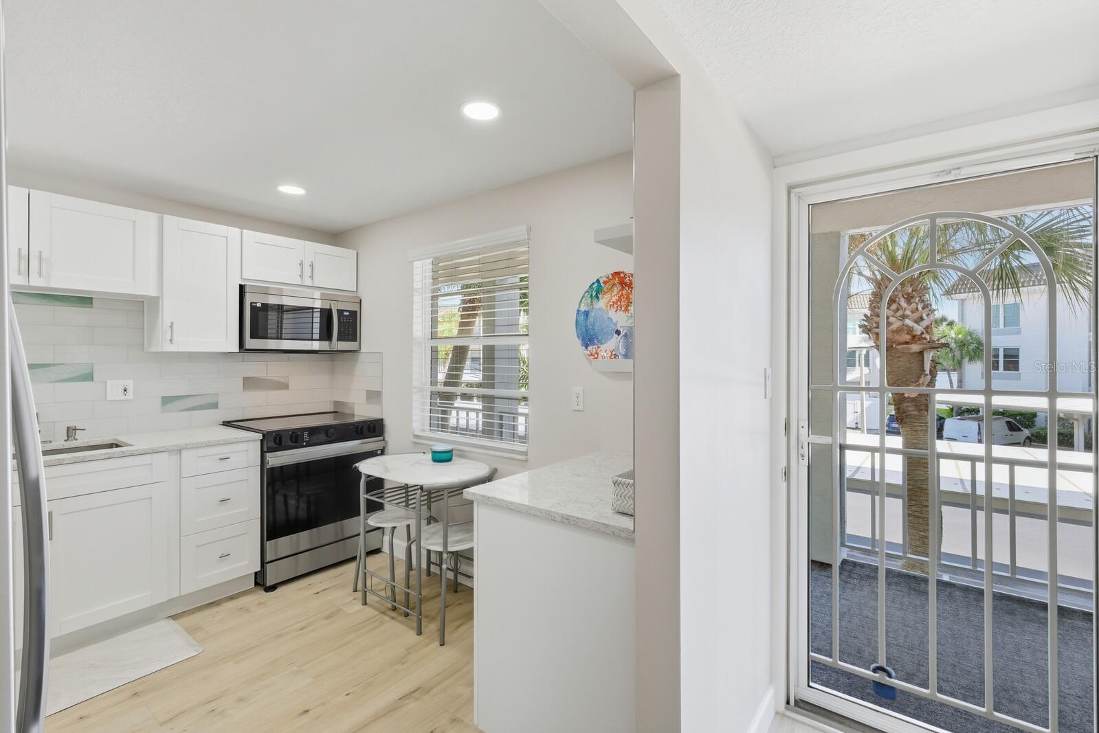 4380 EXETER DR #H202 — photo 25