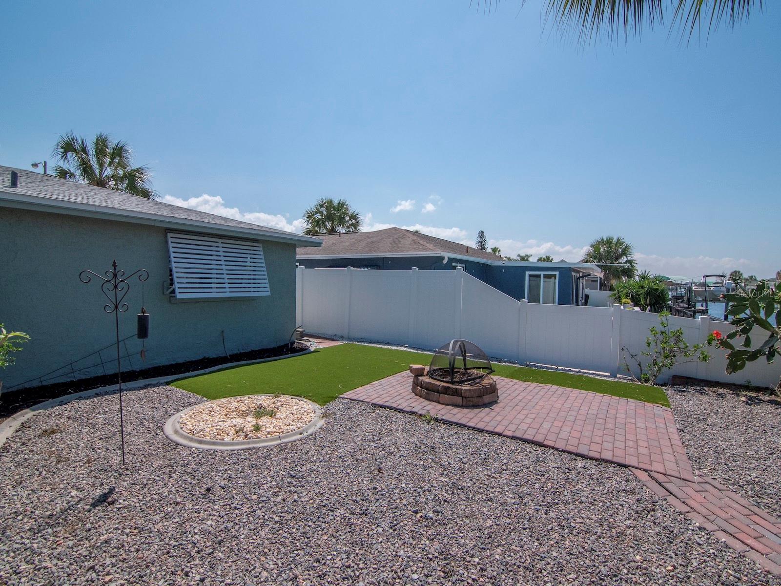 13615 STACEY DR — photo 24