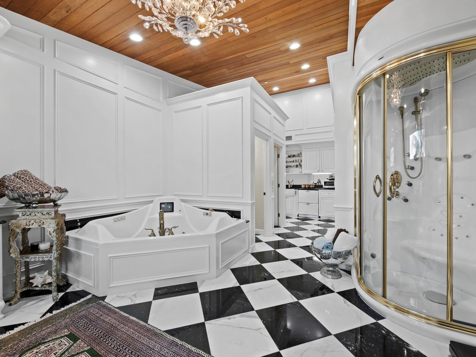 6685 GULF OF MEXICO DR — photo 37