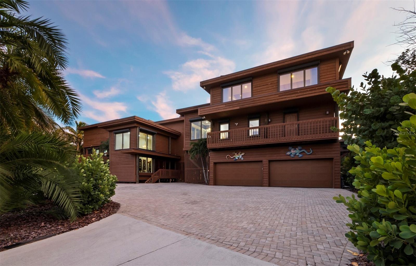 6685 GULF OF MEXICO DR — photo 4