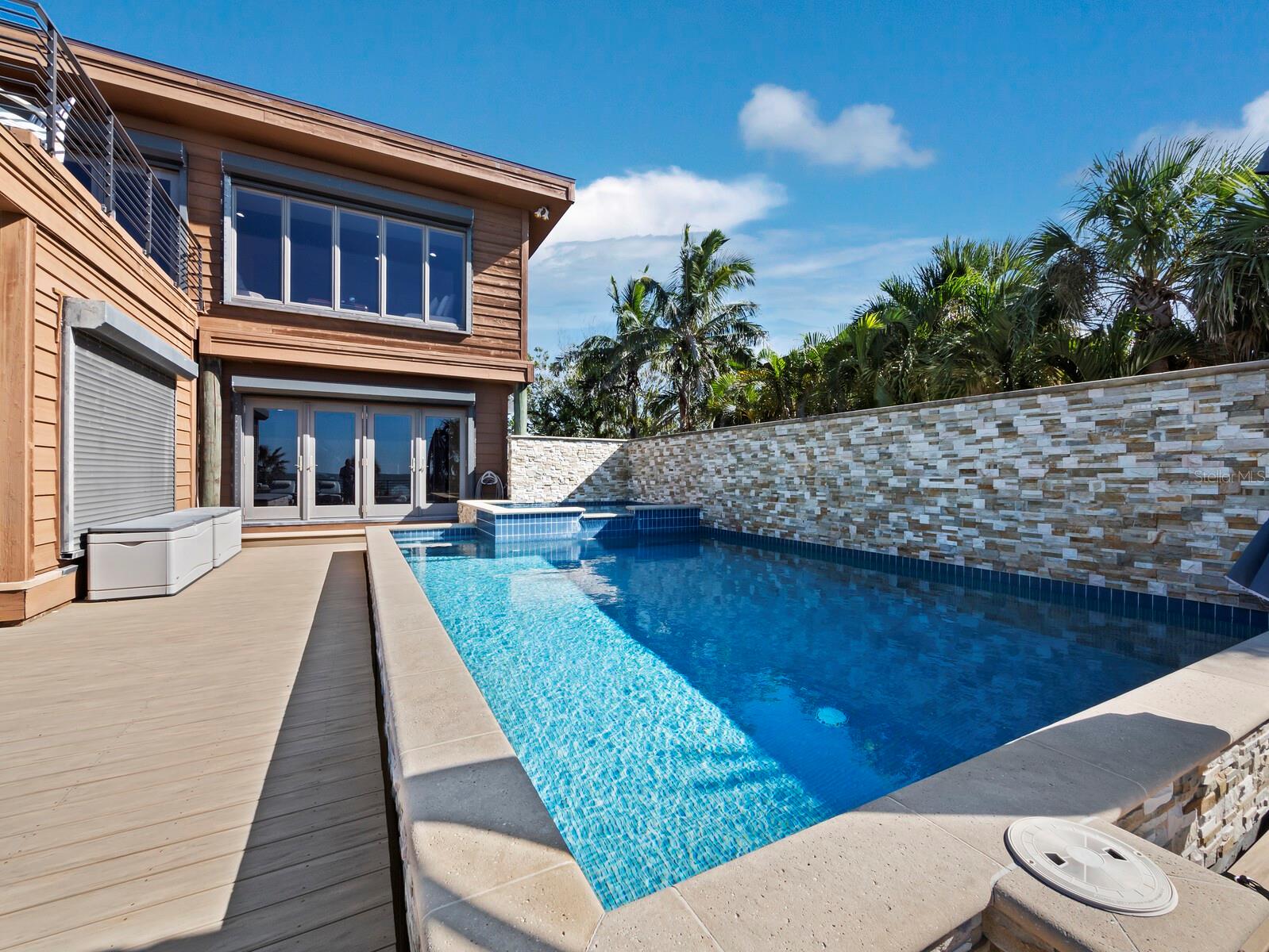 6685 GULF OF MEXICO DR — photo 47