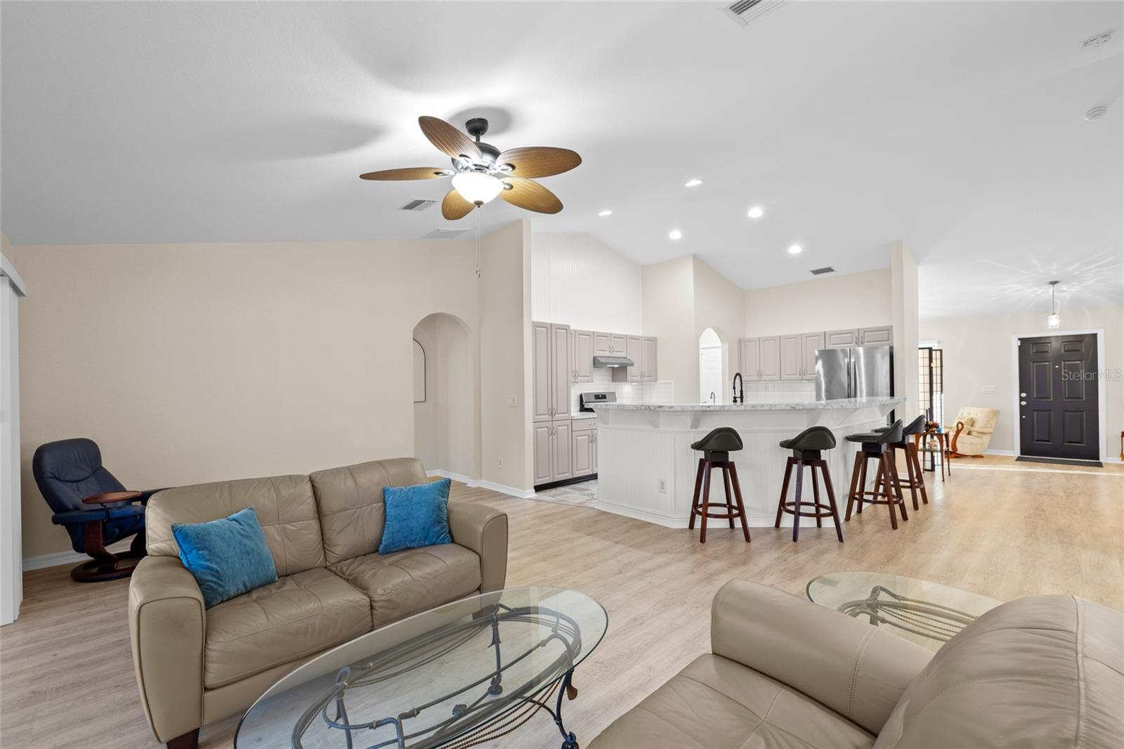 5262 RHAPSODY AVE — photo 10
