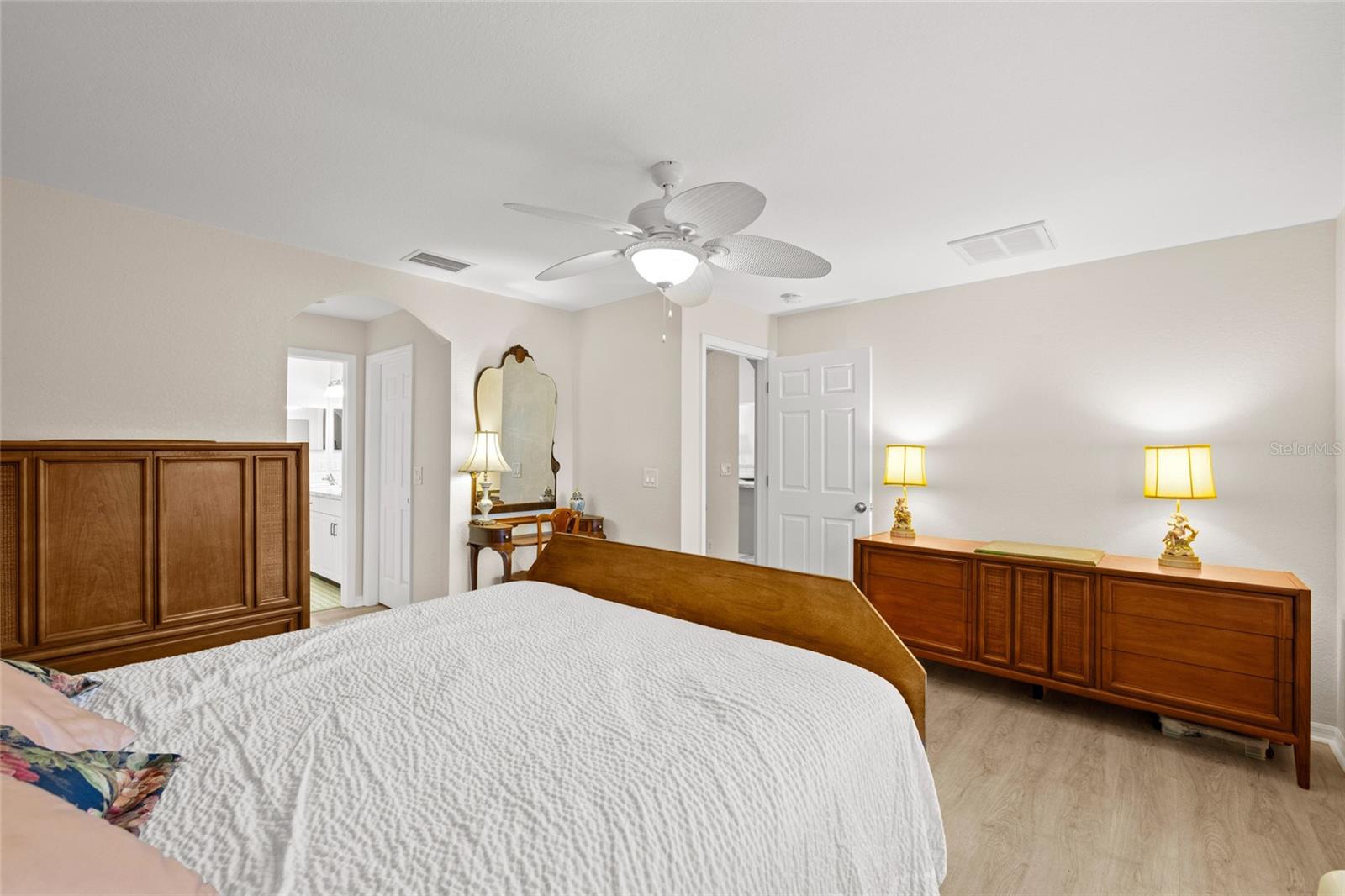 5262 RHAPSODY AVE — photo 23