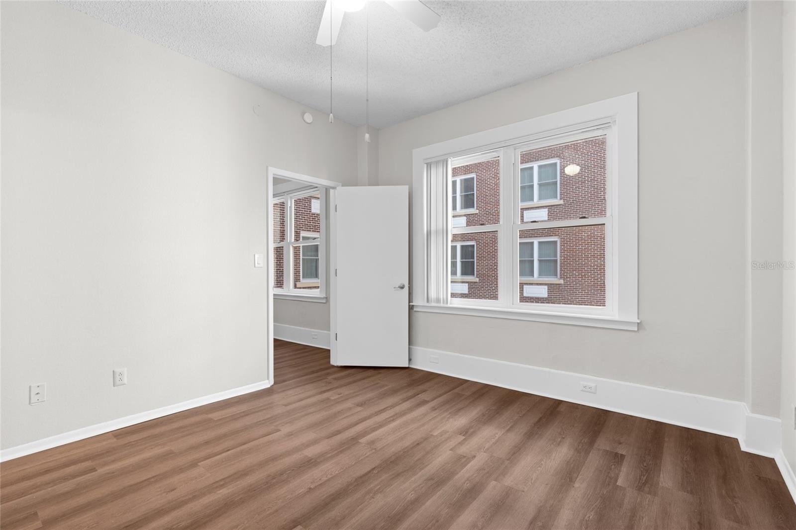 411 1ST AVE N #702 — photo 11
