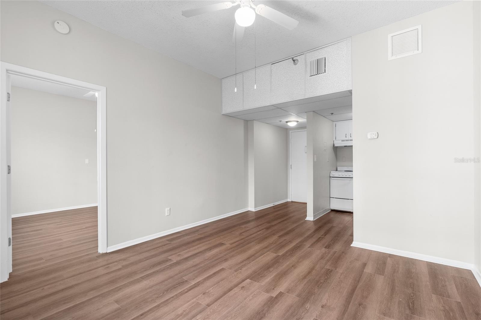 411 1ST AVE N #702 — photo 8