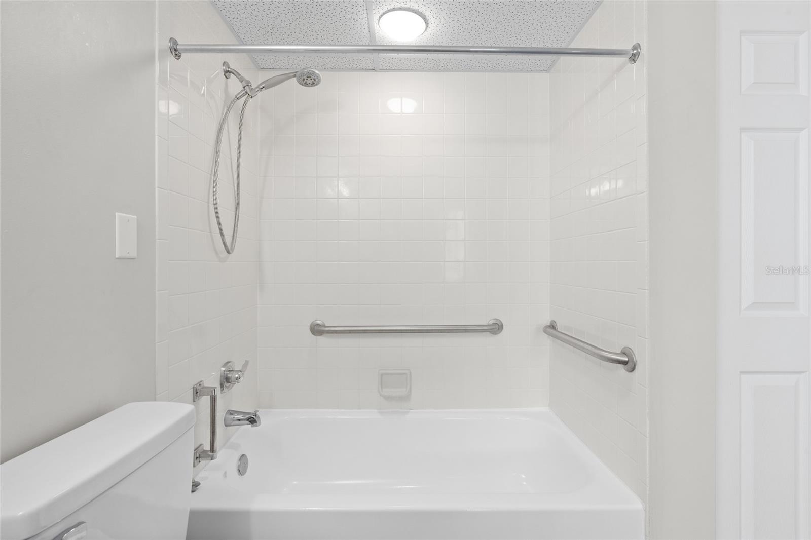411 1ST AVE N #702 — photo 14
