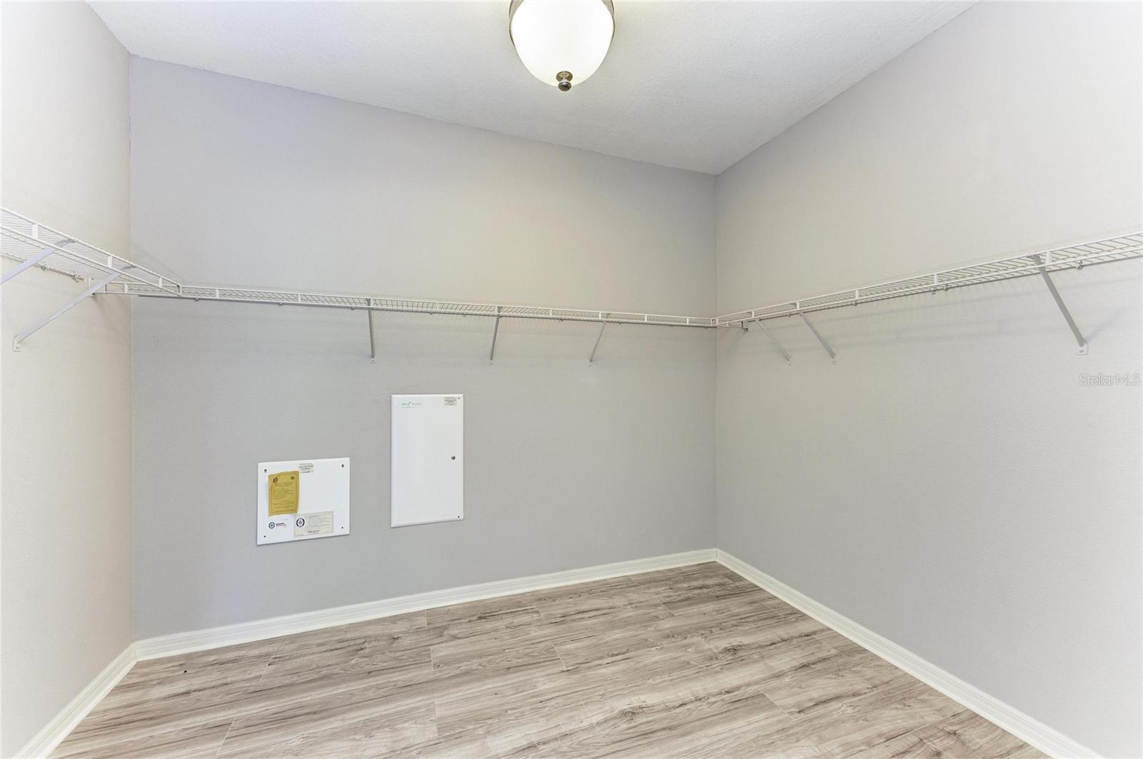 7114 CROMWELL PARK LN — photo 36