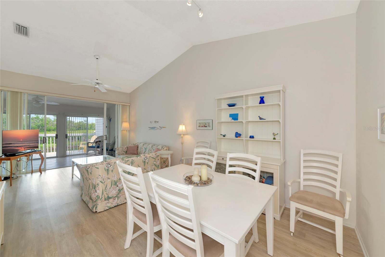1216 SPOONBILL LANDINGS CIR — photo 10