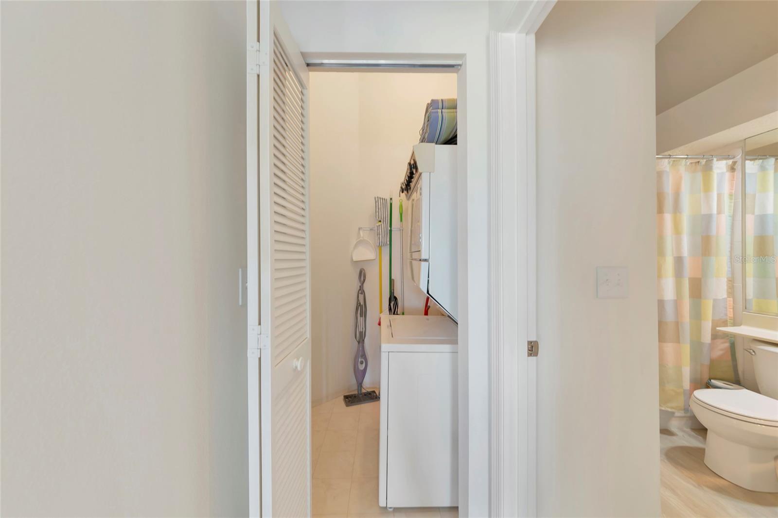 1216 SPOONBILL LANDINGS CIR — photo 24