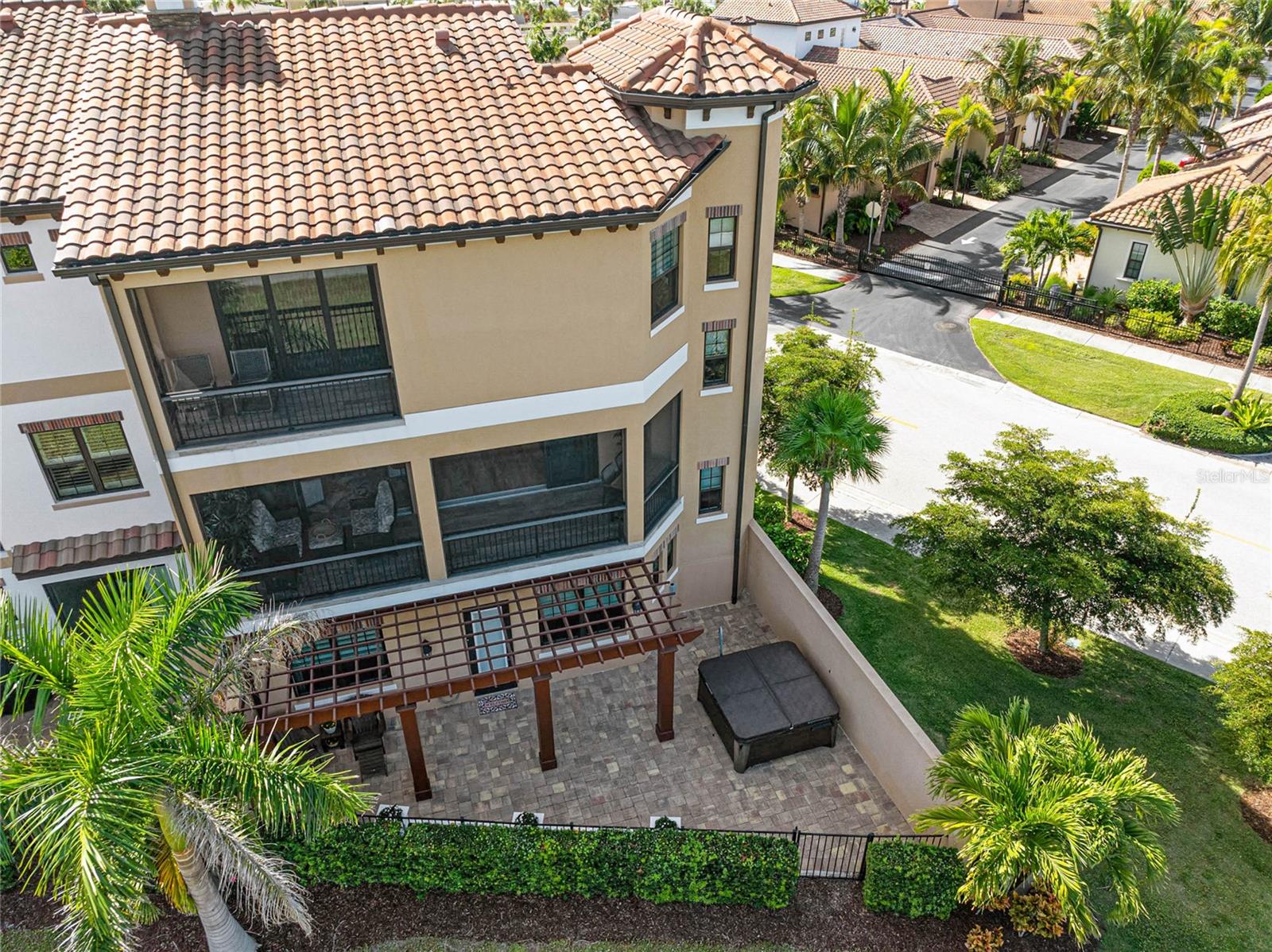 205 E VENICE AVE — photo 75
