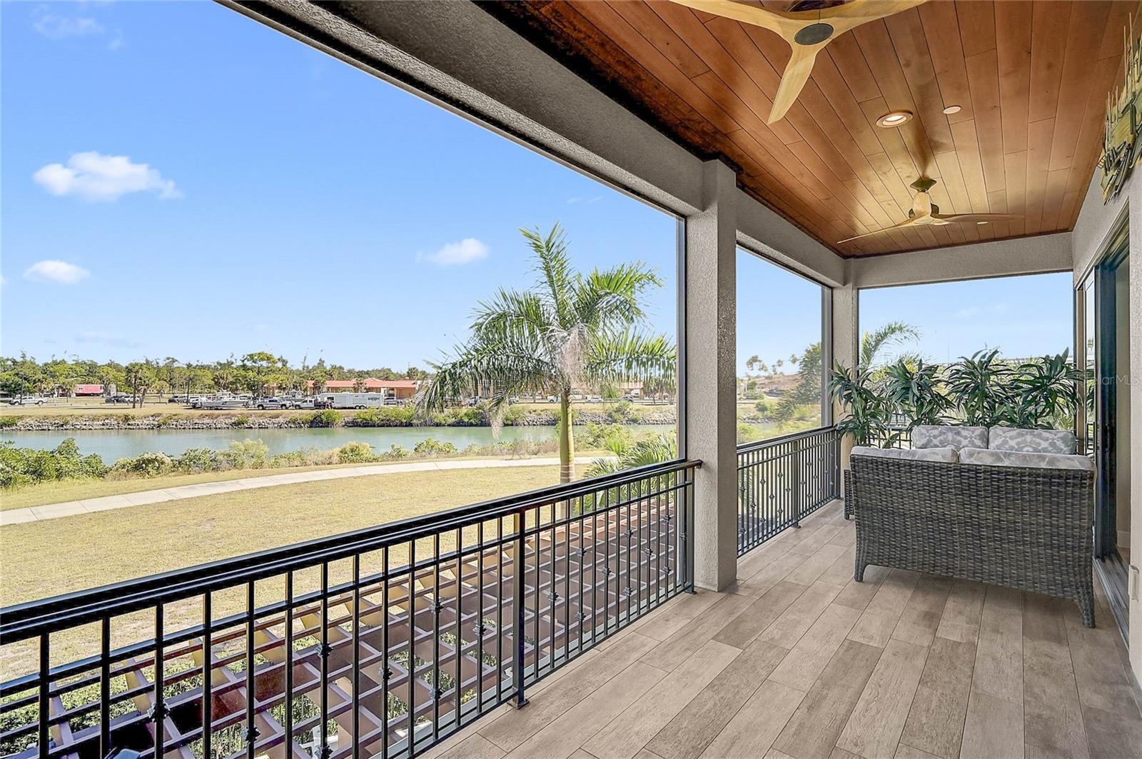 205 E VENICE AVE — photo 15