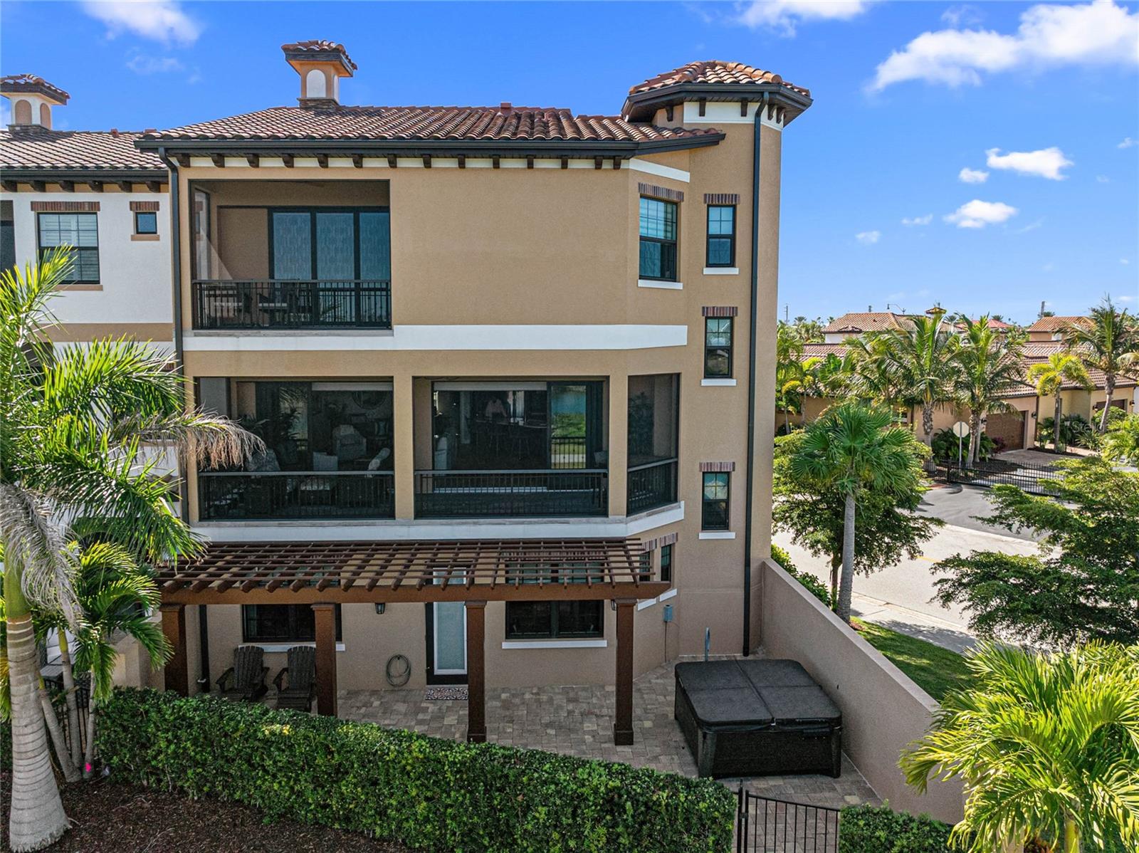 205 E VENICE AVE — photo 73